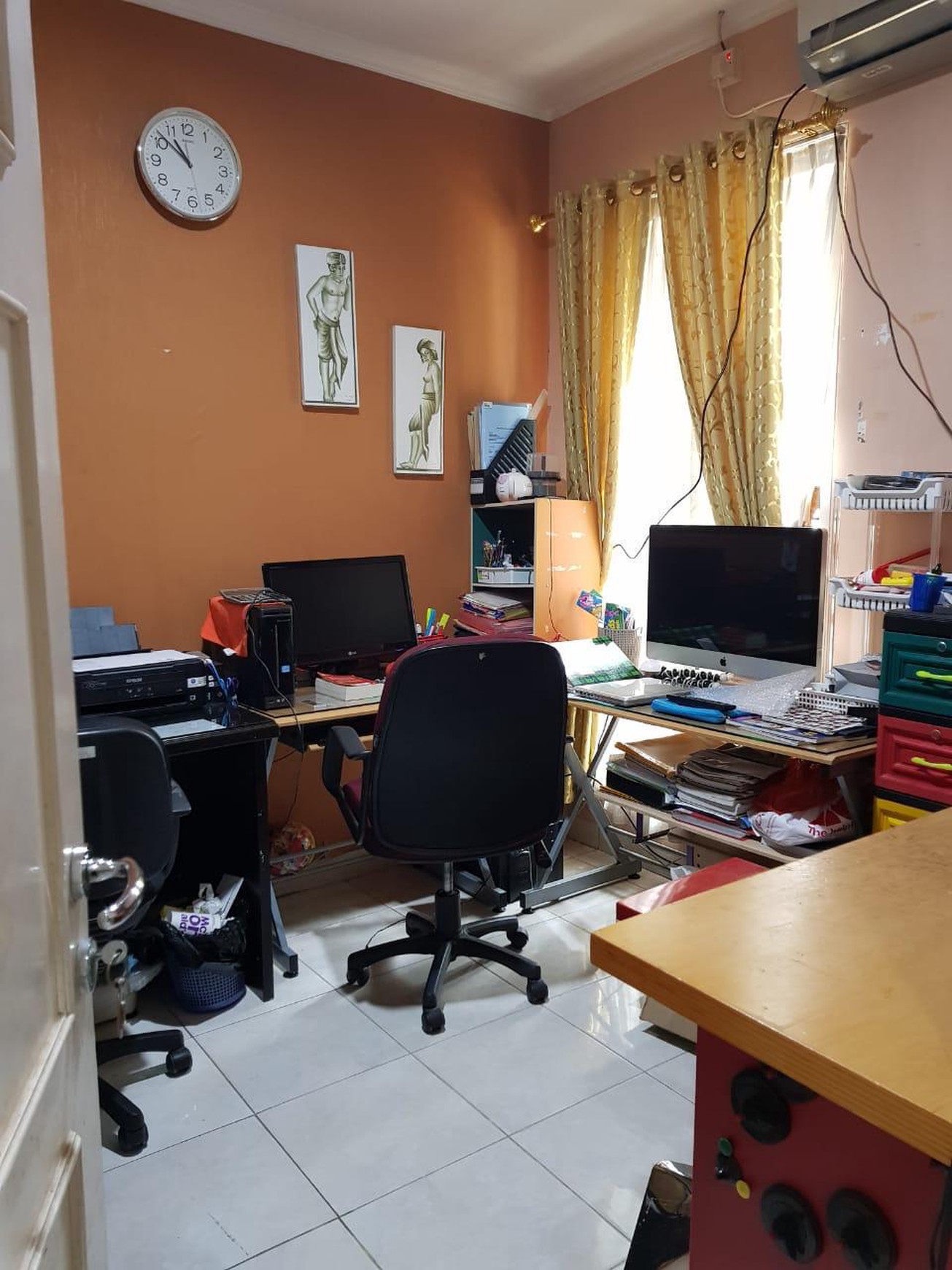 Rumah Bagus Di Cluster Valencia Graha Raya Bintaro Jaya.