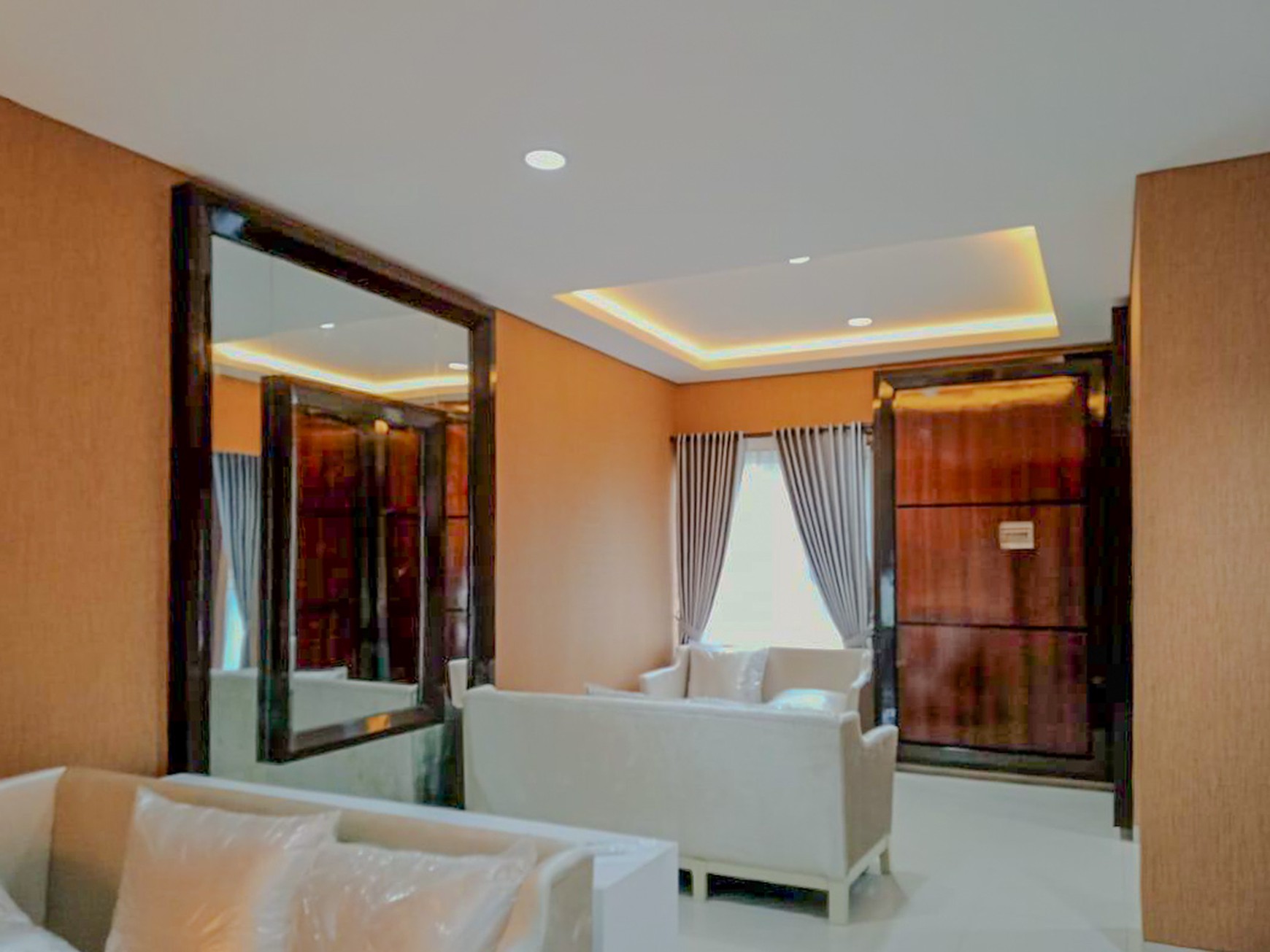 RUMAH TOWNHOUSE LAVANYA HILLS RESIDENCE CINERE, DEKAT VILLA CINERE MAS