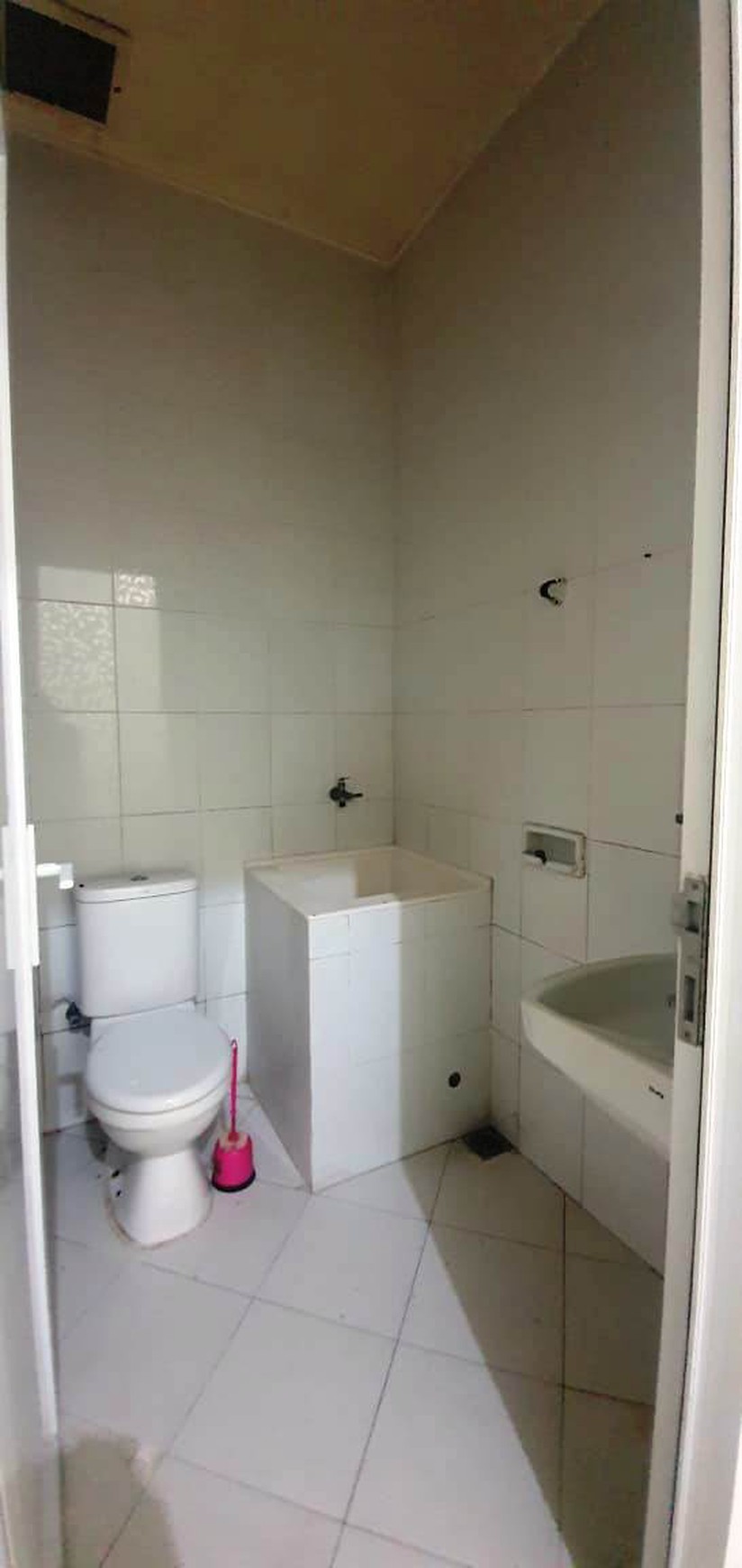 Disewakan rumah 2 kamar tidur ,Grand Wisata