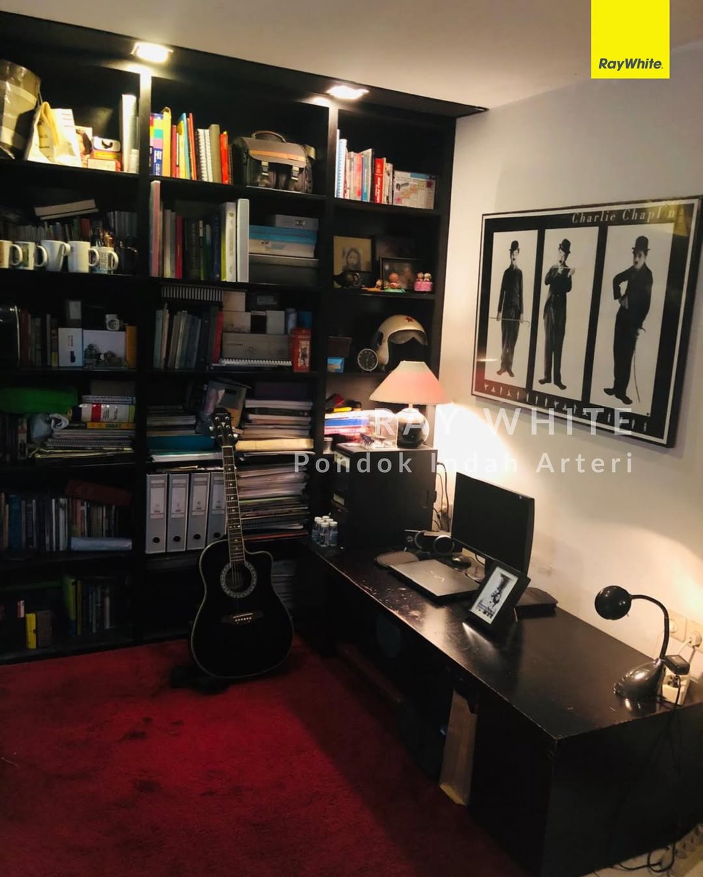 Dijual Rumah  Area Komersil Cocok Buat Kantor  di Mampang Prapatan, Jakarta Selatan