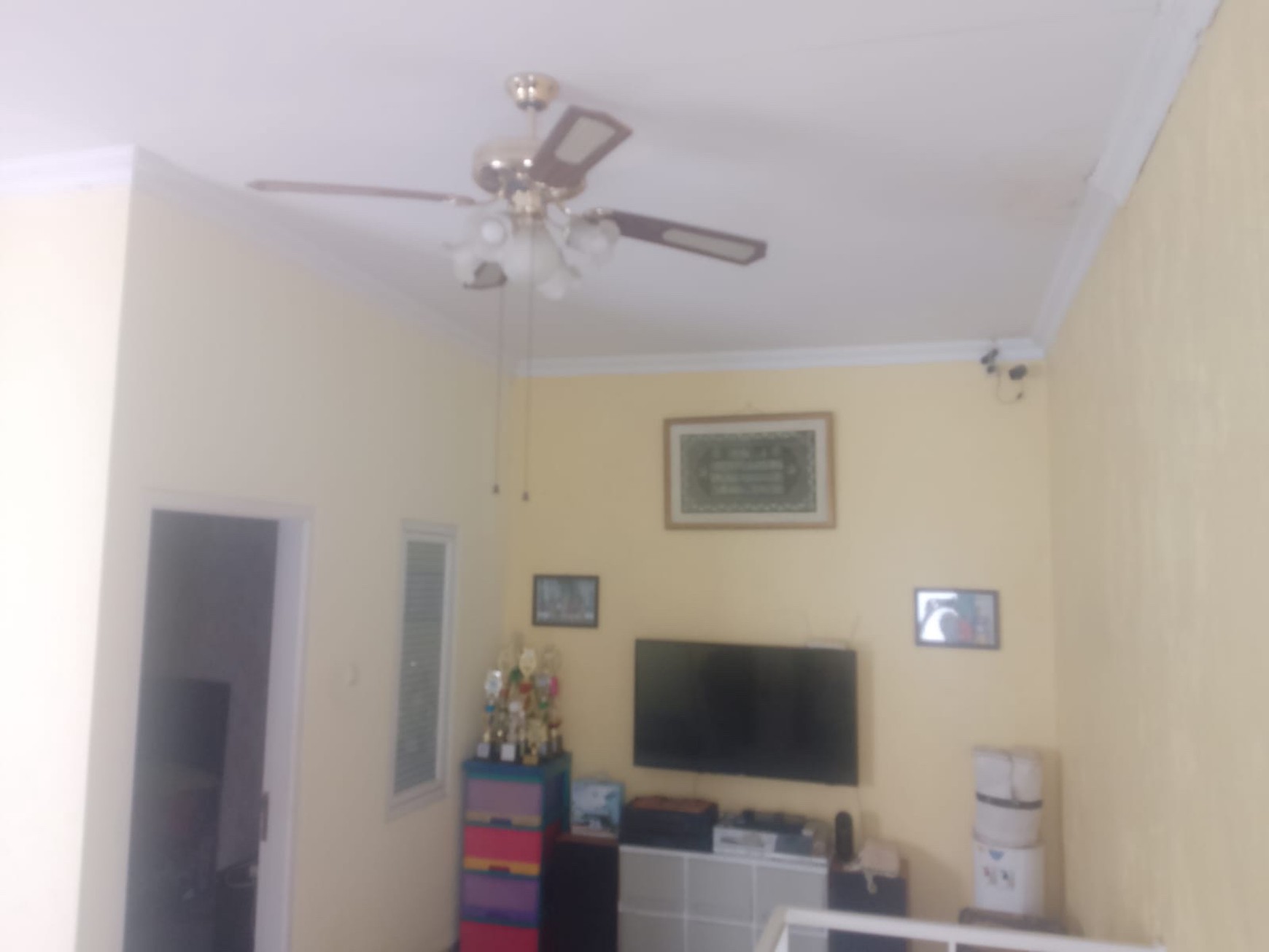 RUMAH NYAMAN & SIAP HUNI DI MEKAR INDAH, JABABEKA - LOKASI STRATEGIS & HARGA MENARIK! 
