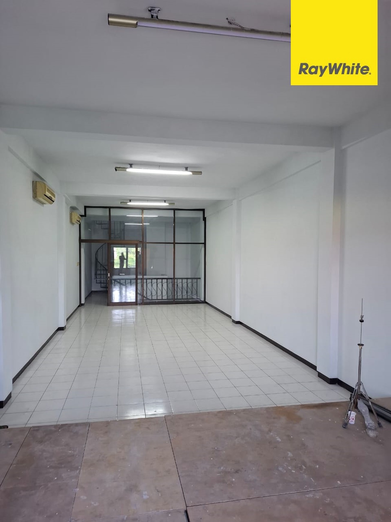 Disewakan Ruko 3 lantai di Nol Raya Jemursari Surabaya