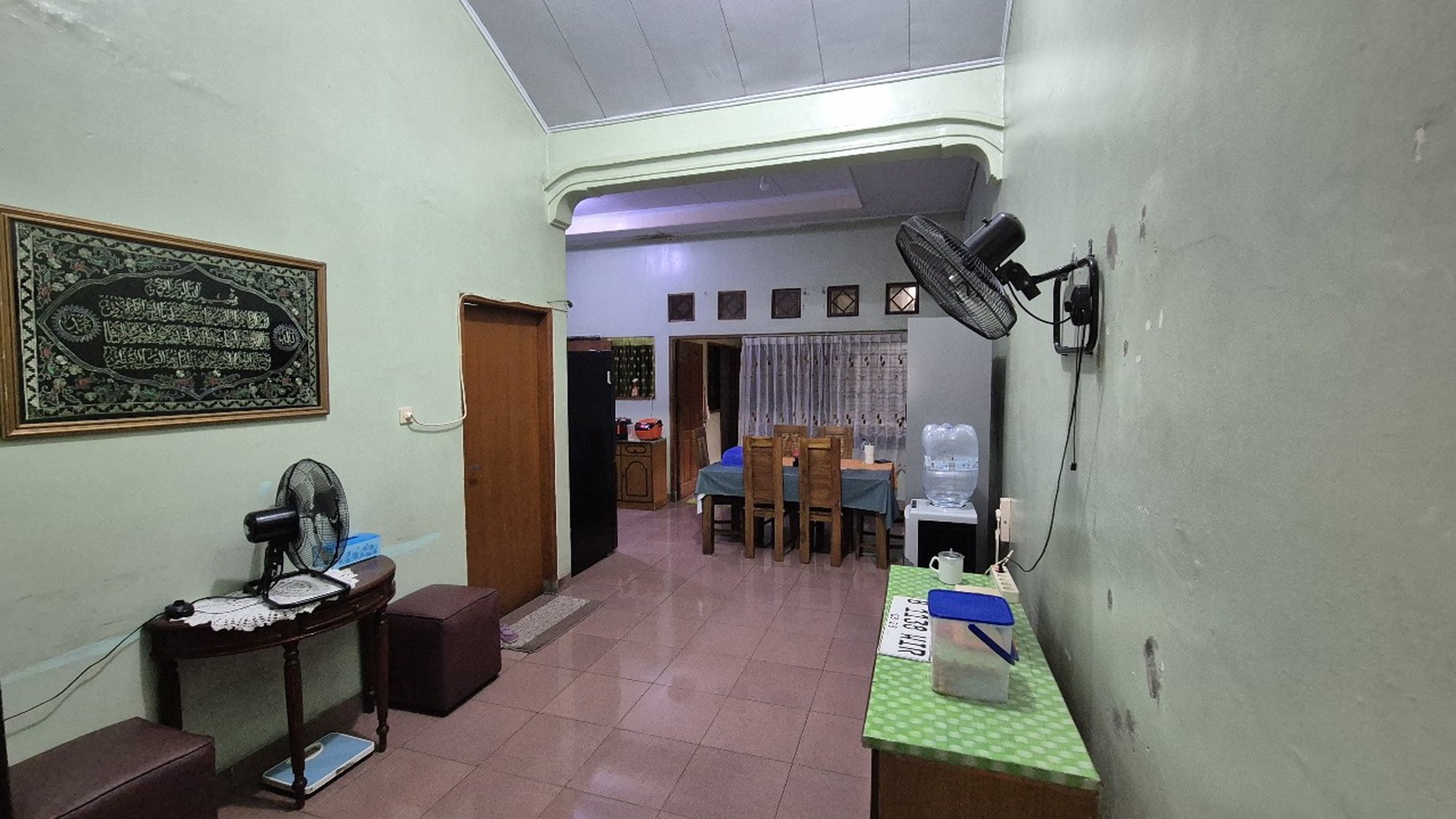 Komplek Larangan Indah Jl Teratai, Kota Tangerang Dekat Halte Trans Jakarta Puri Beta 1