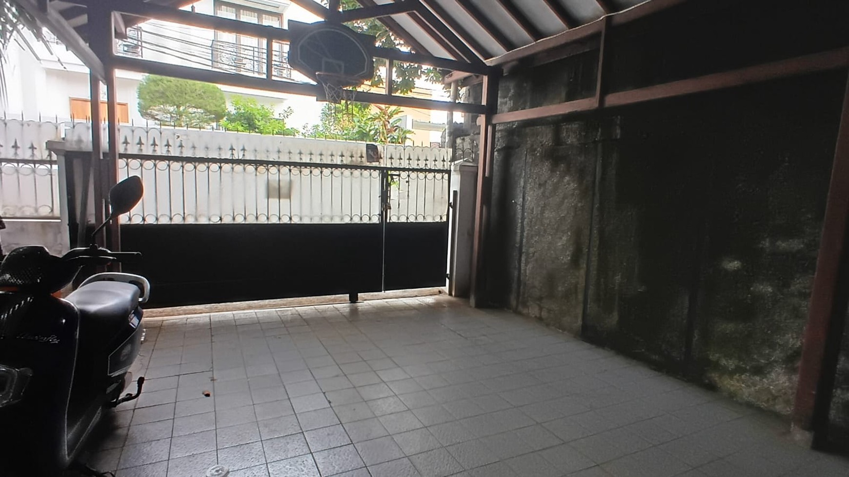 Rumah Luas 1 Lantai Siap Huni di Batu Ampar, Jakarta Timur - Akses Toll & LRT