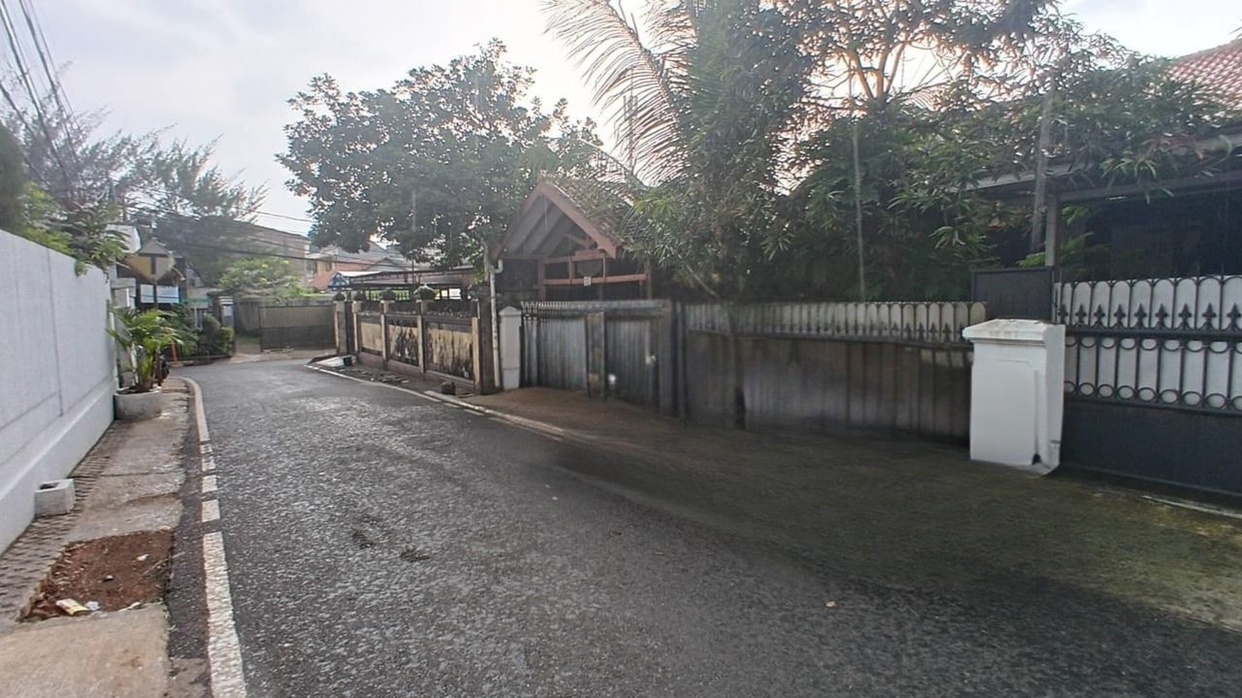 Rumah Luas 1 Lantai Siap Huni di Batu Ampar, Jakarta Timur - Akses Toll & LRT