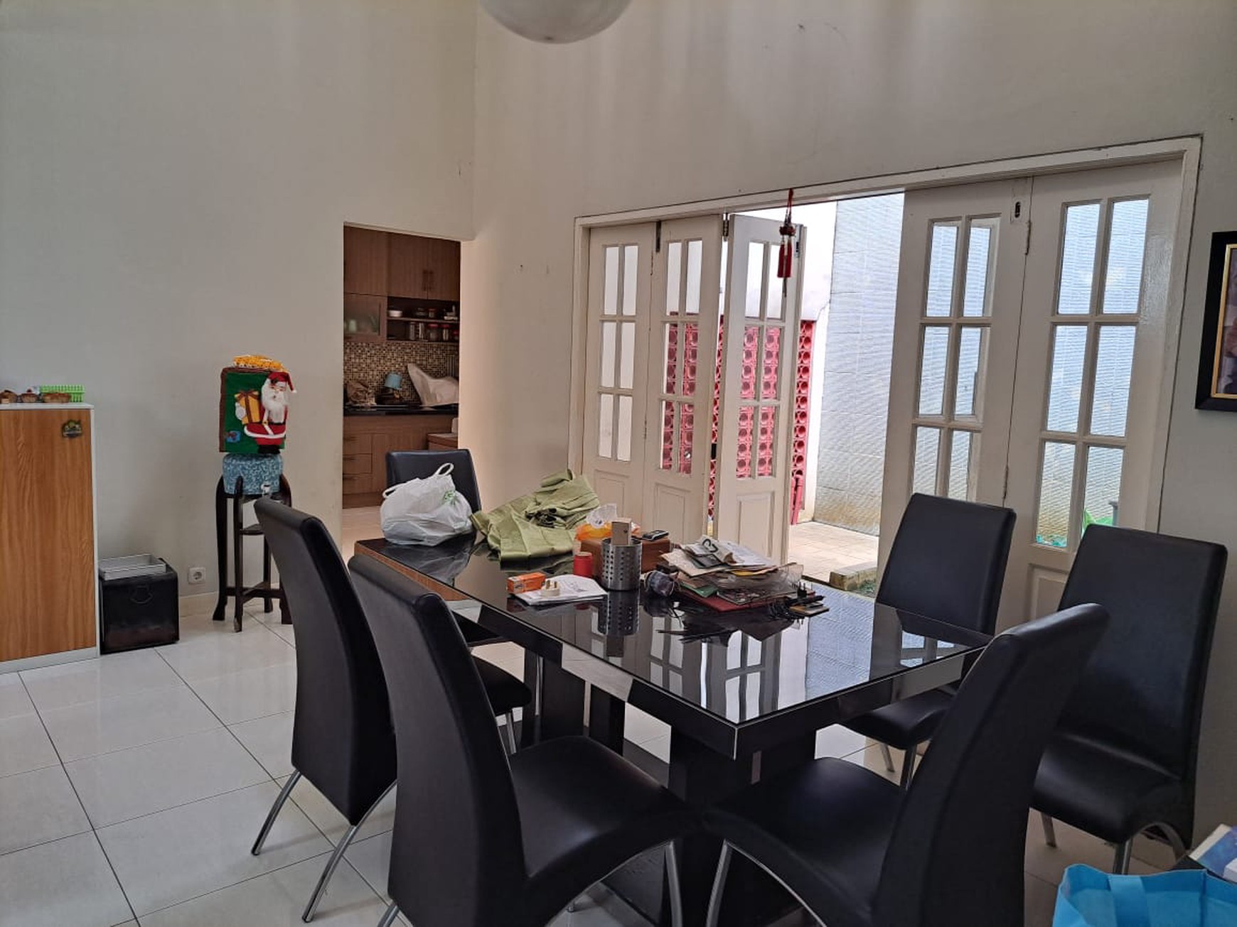 Dijual Cepat Rumah keamanan 24 jam,jalan lebar di Bintaro Jaya 9