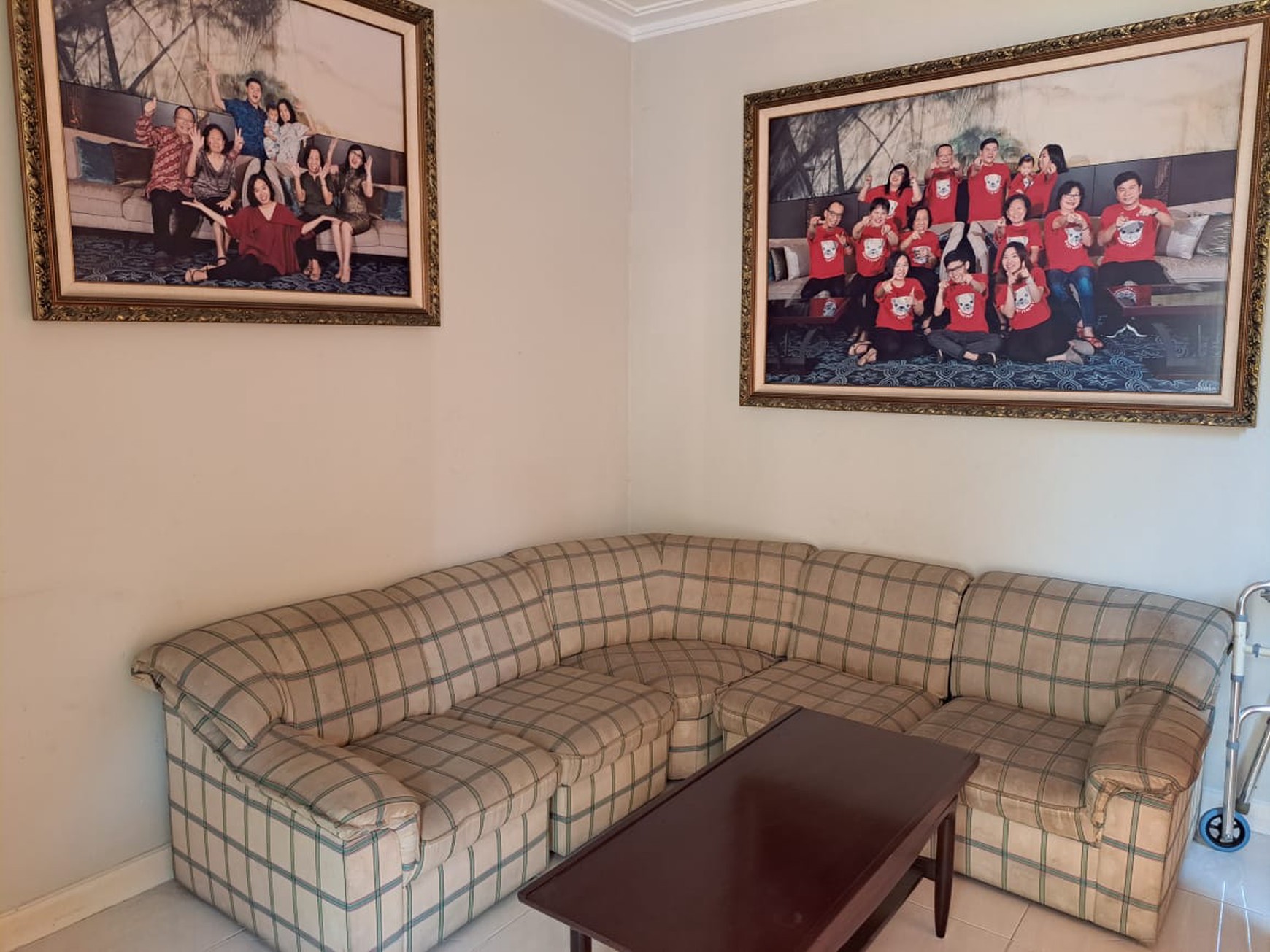 Dijual Cepat Rumah keamanan 24 jam,jalan lebar di Bintaro Jaya 9