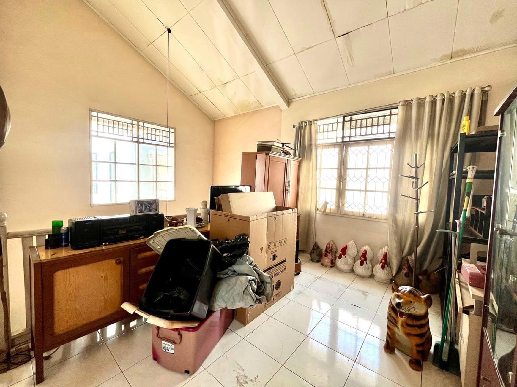 RUmah 2 lantai, lokasi strategis di Bintaro Sektor 9