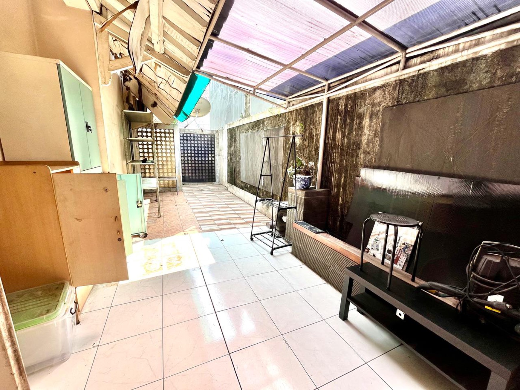 RUmah 2 lantai, lokasi strategis di Bintaro Sektor 9