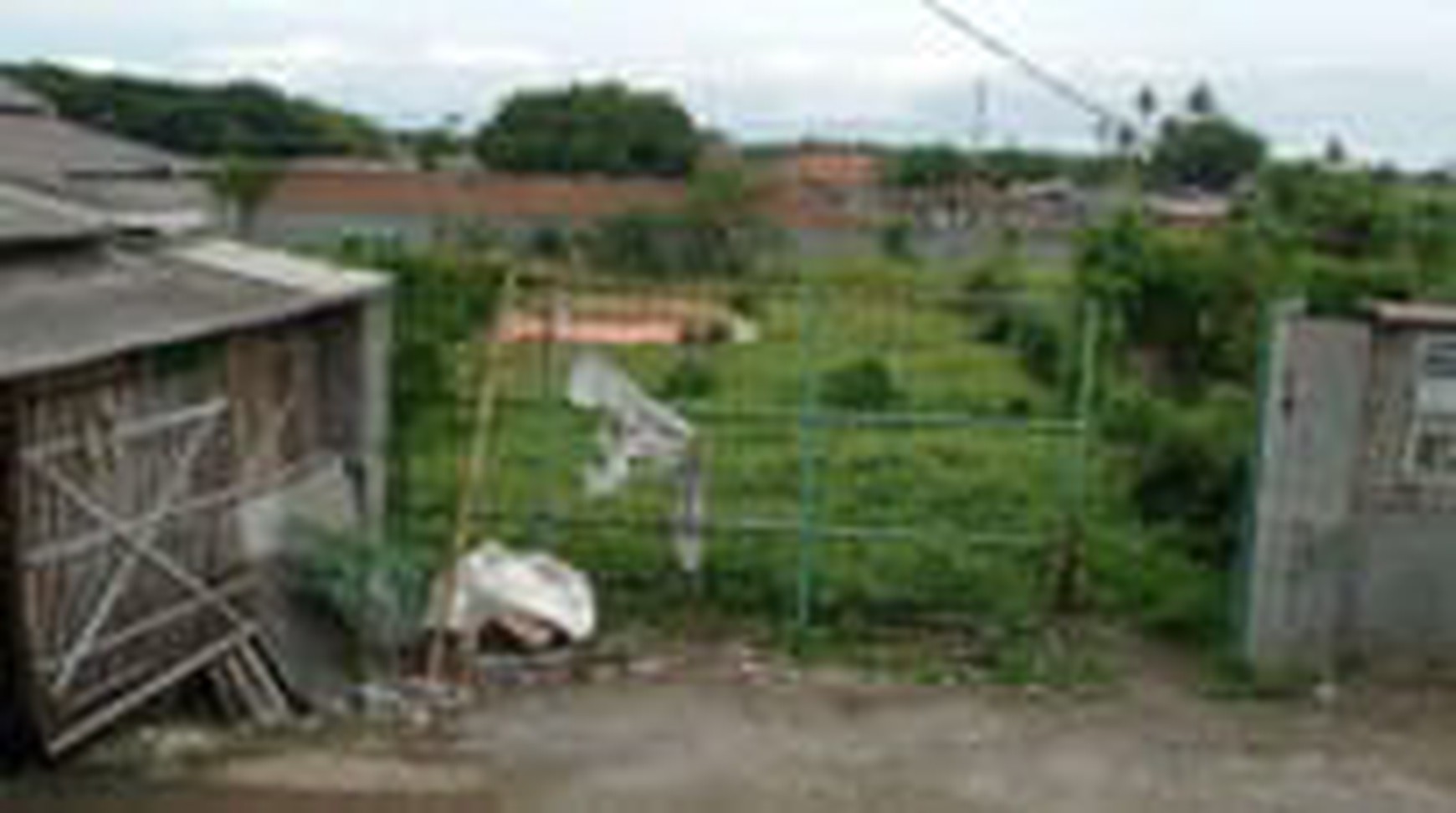 Tanah disewakan Teluk Naga ( Sudah ada Fondasi Gudang )
