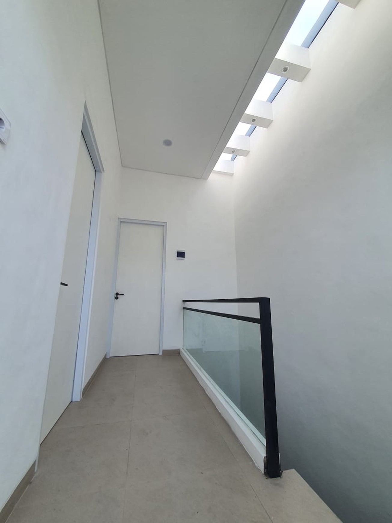 Dijual Rumah Baru di Baruk Utara Surabaya Timur