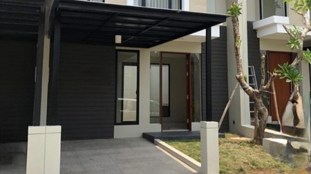 1 Milyar-an Termurah Rumah North West Lake Citraland Surabaya Modern 2 Kamar Tidur 2 Lantai.dekat Sport Center, Sekolah Ciputra Kasih, Superindo Bukit Palma