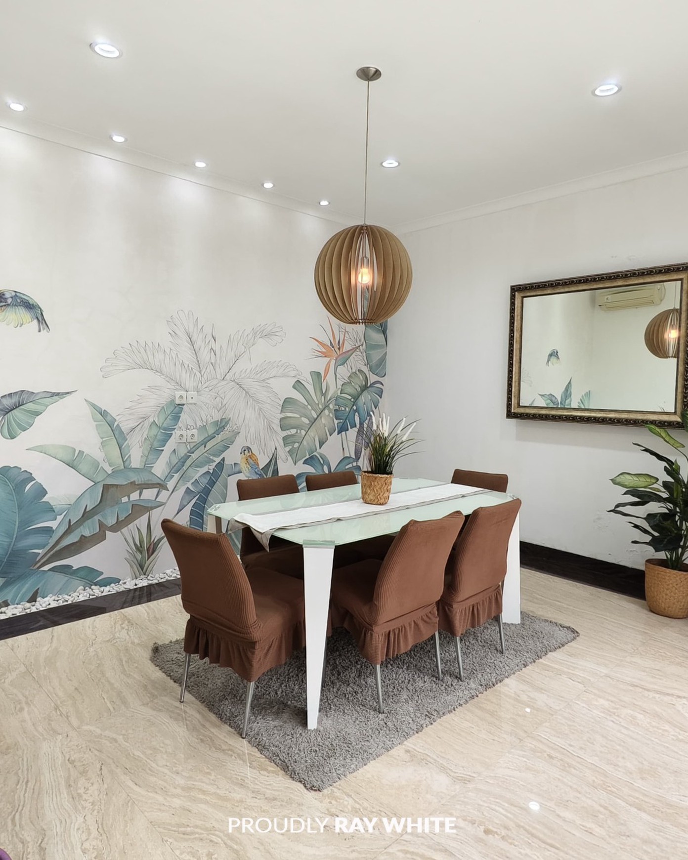 Rumah Depan Taman Luas, The Icon Ritzone BSD CITY dekat AEON Mall