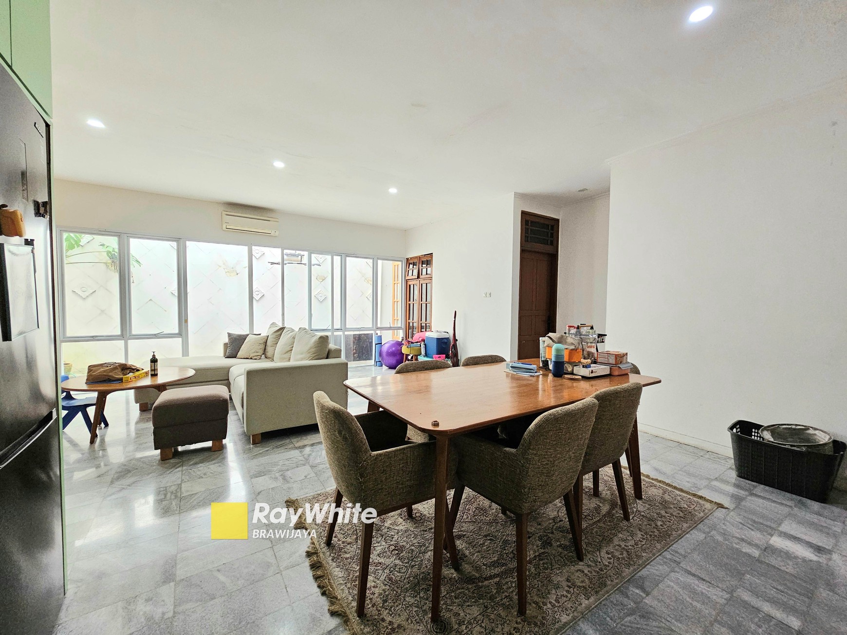 Rumah di Kompleks Vila Delima, Lebak Bulus, Jakarta Selatan, 3 km ke MRT Lebak Bulus