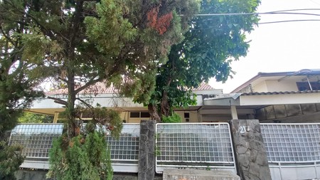 DISEWA RUMAH 2 LT Lokasi STRATEGIS