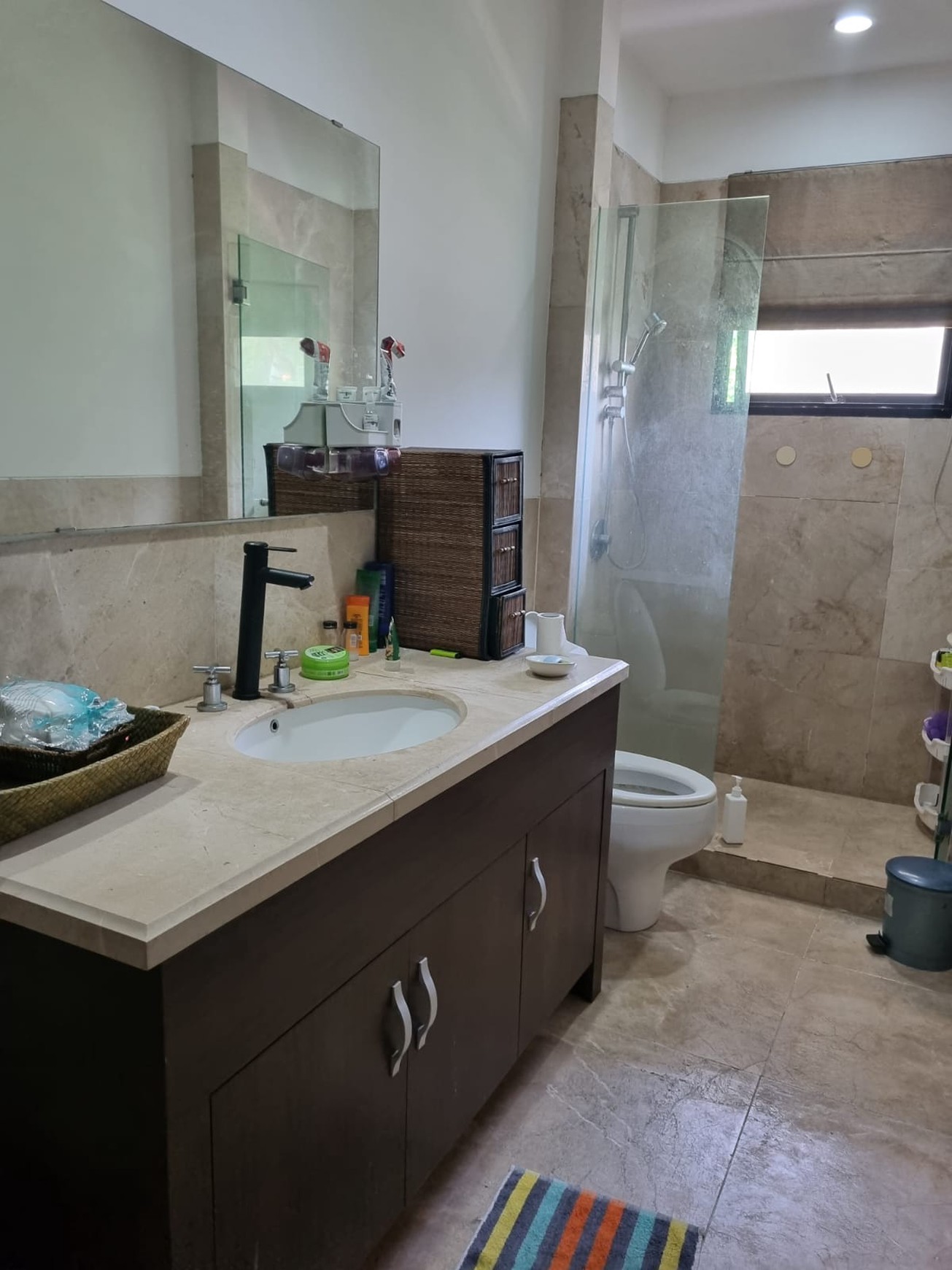 Dijual rumah bagus dalam cluster di Jagakarsa dengan security 24 jam