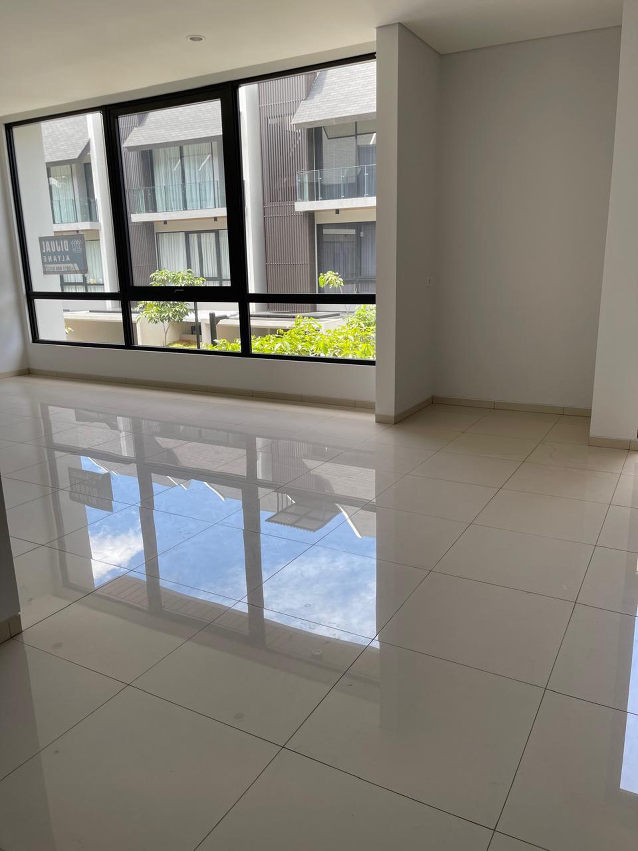 Rumah di jual Serenial Hills Cluster Sierra