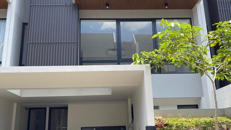 Rumah di jual Serenial Hills Cluster Sierra 