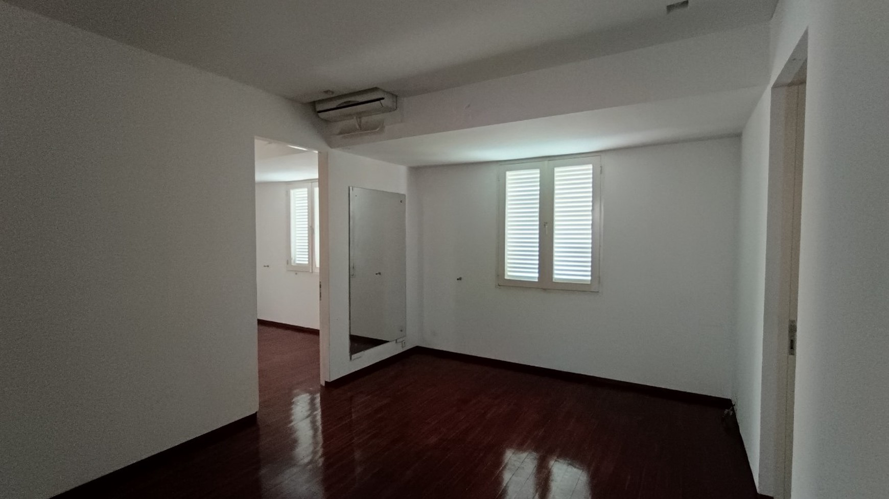 Dijual Rumah 2 Lantai Mewah Lokasi Strategis di Ciputat Timur, Banten