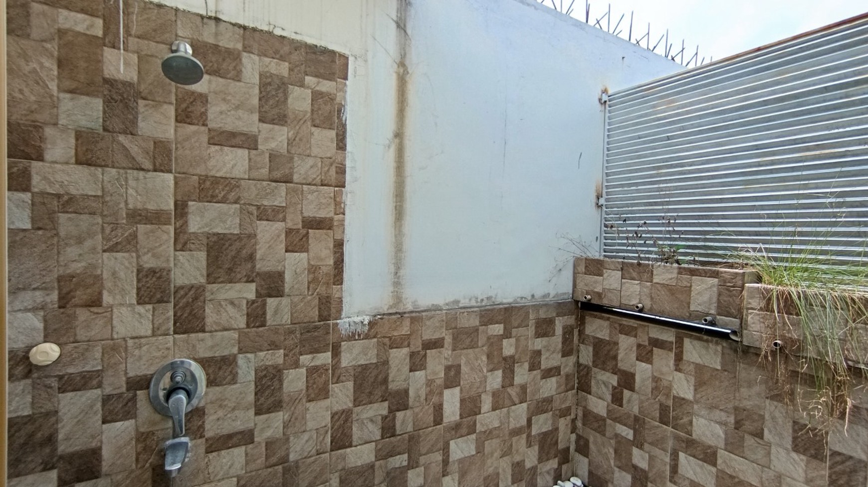 Dijual Rumah 2 Lantai Mewah Lokasi Strategis di Ciputat Timur, Banten
