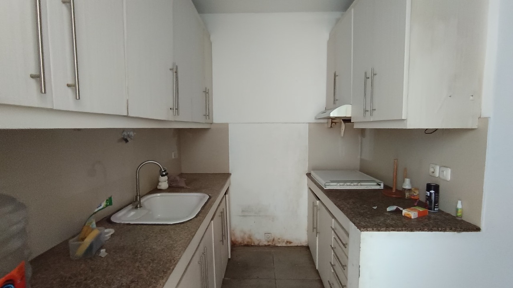 Dijual Rumah 2 Lantai Mewah Lokasi Strategis di Ciputat Timur, Banten