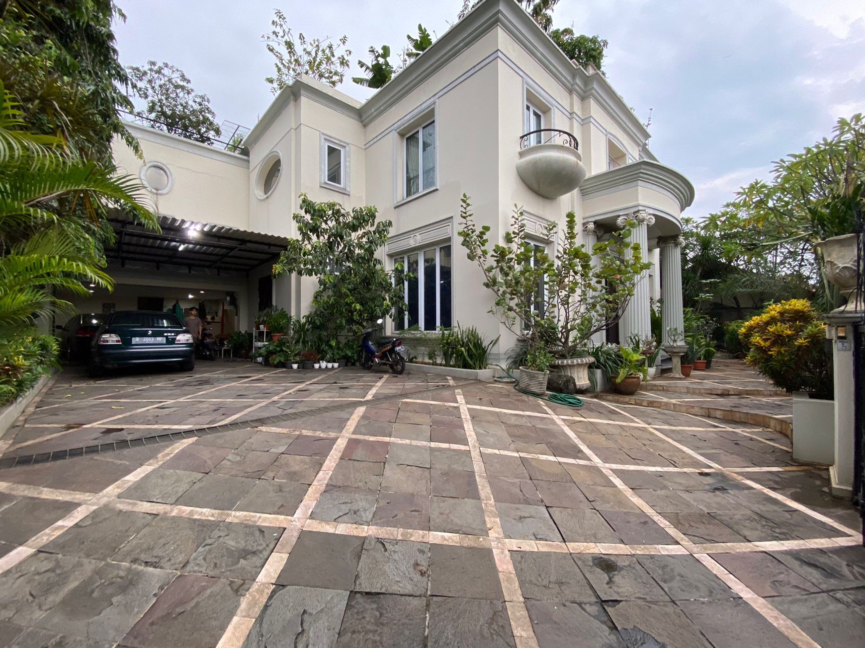 Dijual Cepat Rumah Mewah Siap Huni di Jagakarsa Jaksel Dekat Transmart Cilandak