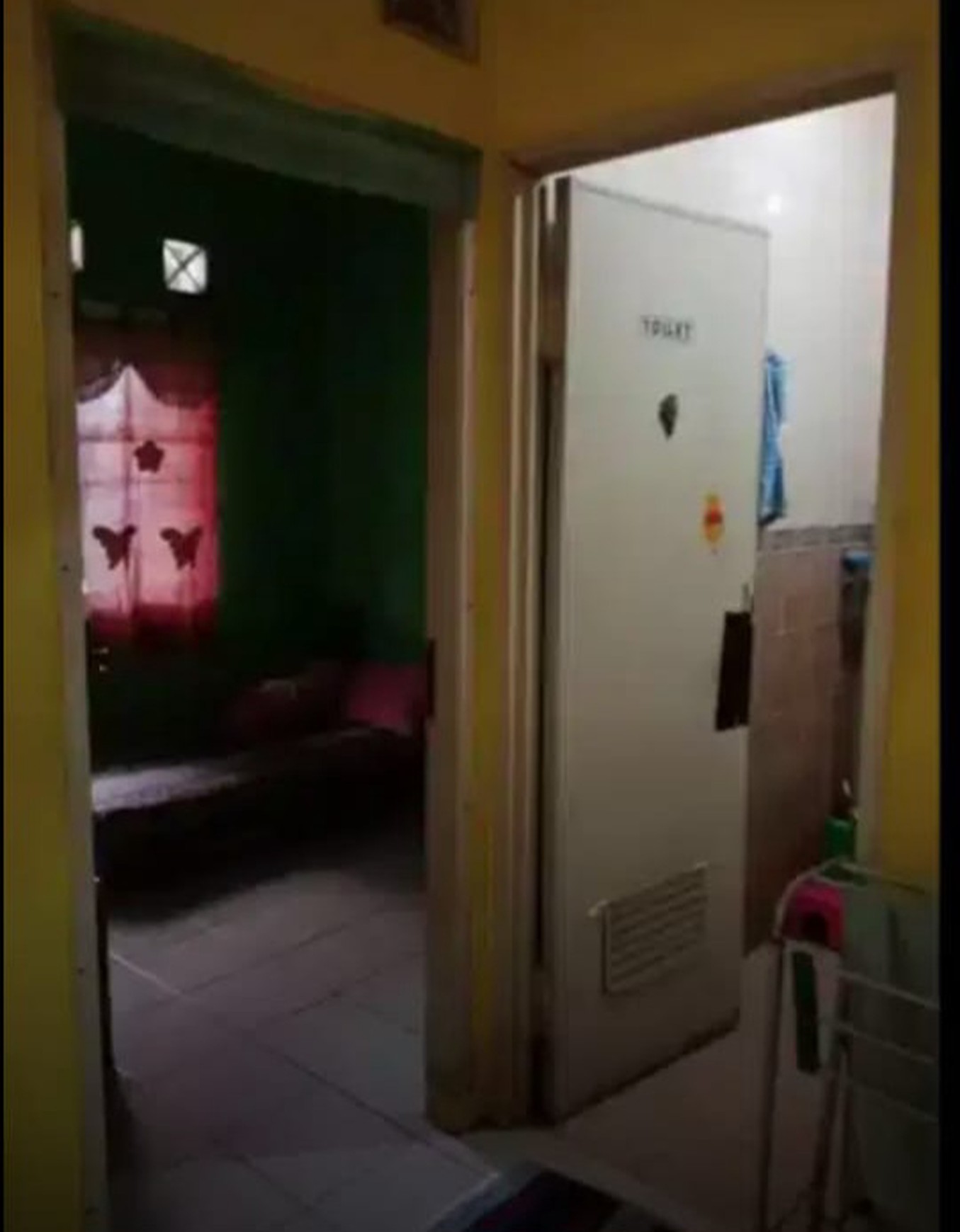 Jual Rugi - Rumah di Vila Nusa Indah 5 Ciangsana 