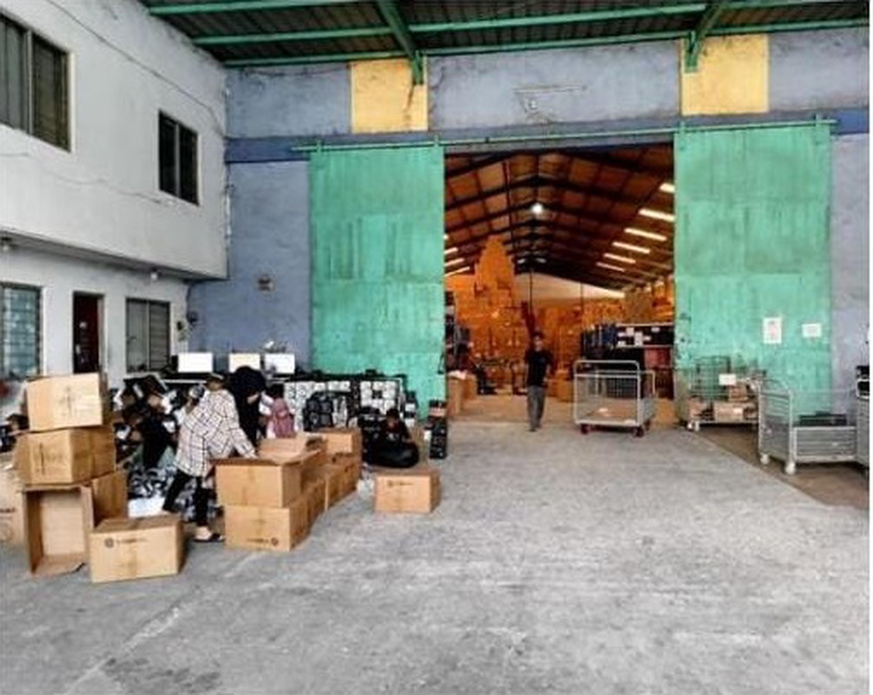 Gudang 1 lantai ada izin industri tidak banjir di Pergudangan Sentra Kosambi Tangerang