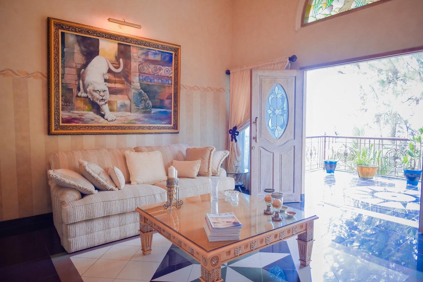 Villa di Puncak luas 1338 m2 ada s.pool, taman luas, gazebo. Sukamahi mega mendung. bogor
