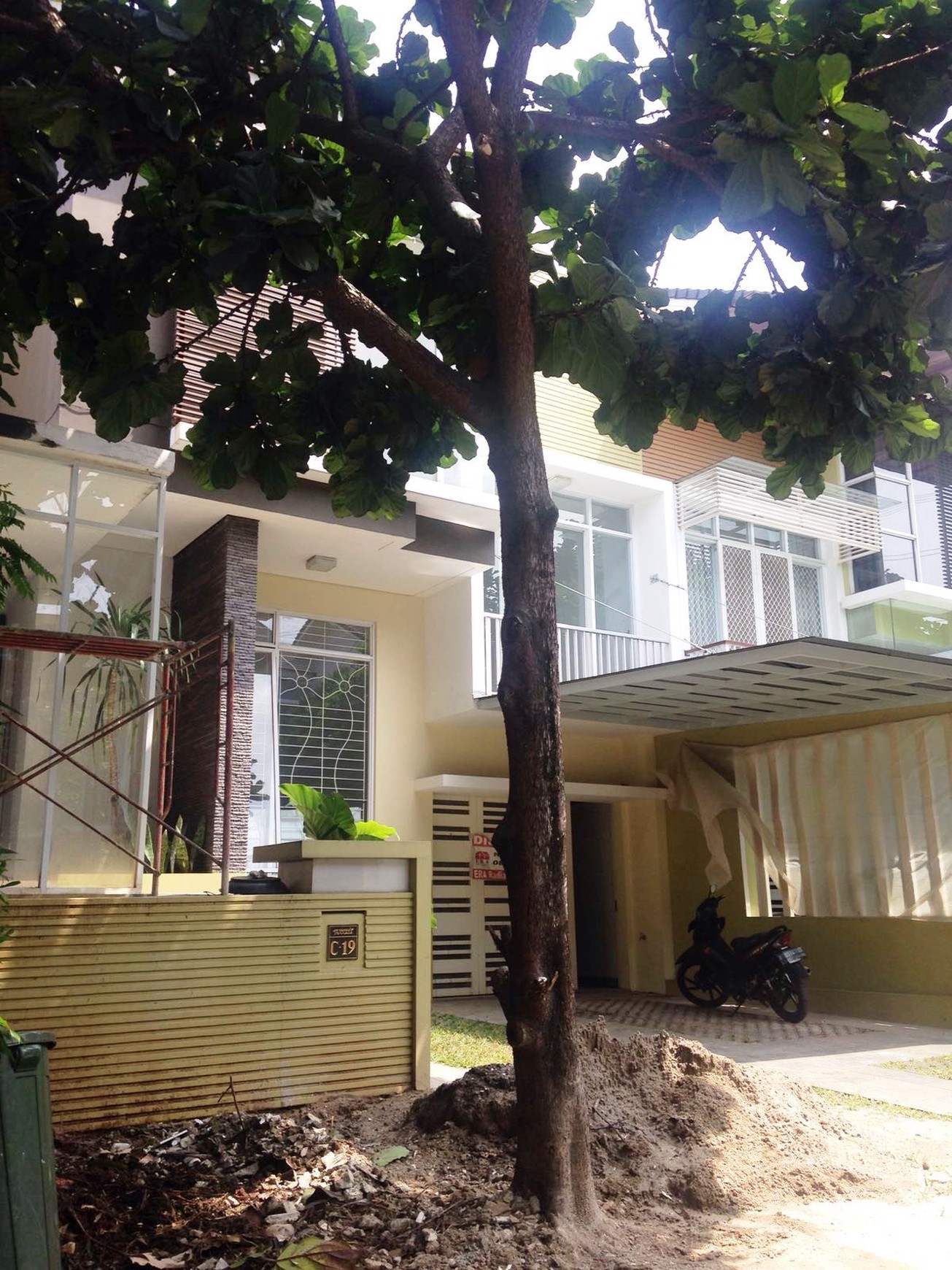 Rumah Bagus Siap Huni Asri di Kebayoran Terrace, Bintaro Jaya Sektor 7