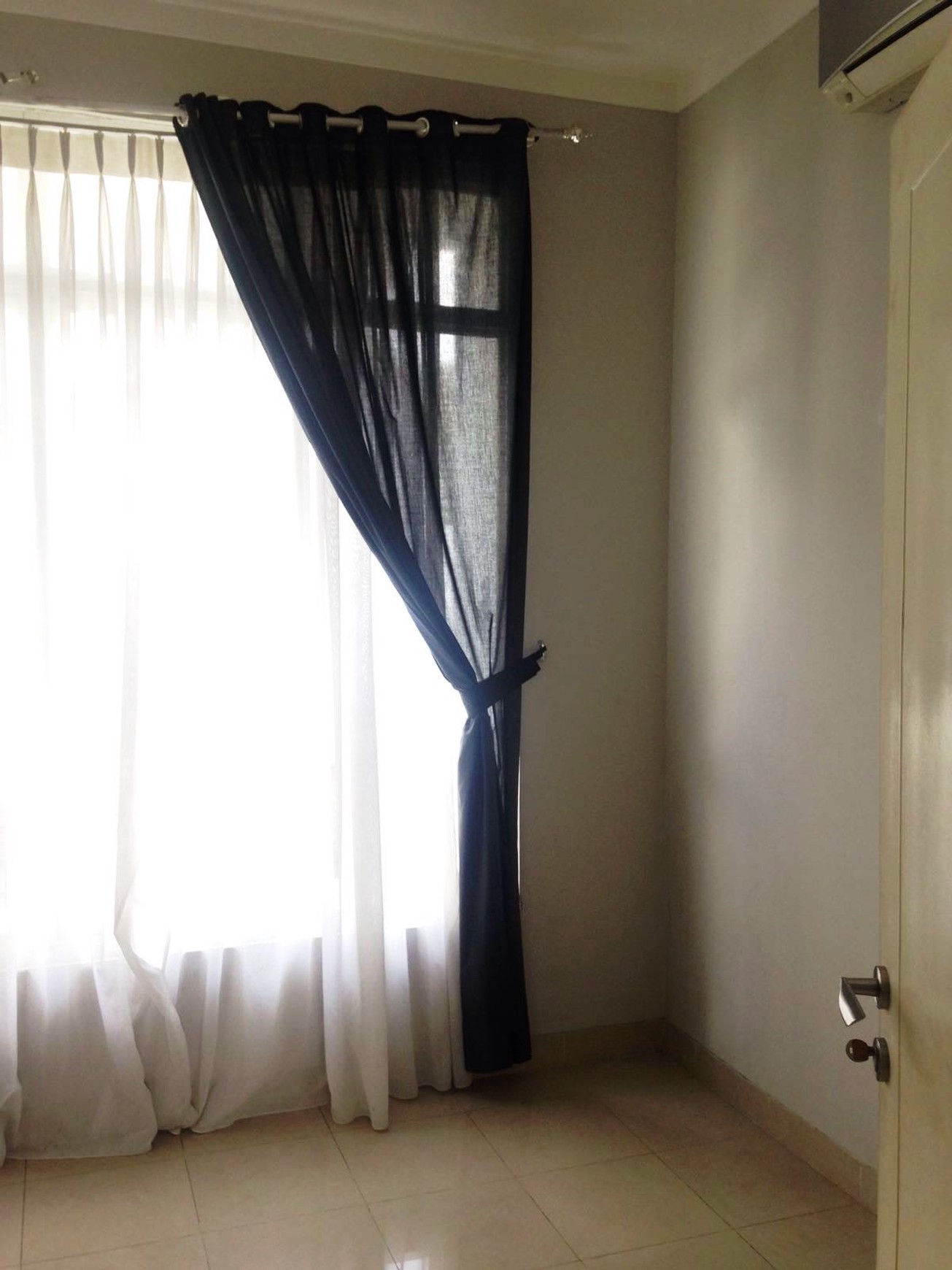 Rumah Bagus Siap Huni Asri di Kebayoran Terrace, Bintaro Jaya Sektor 7
