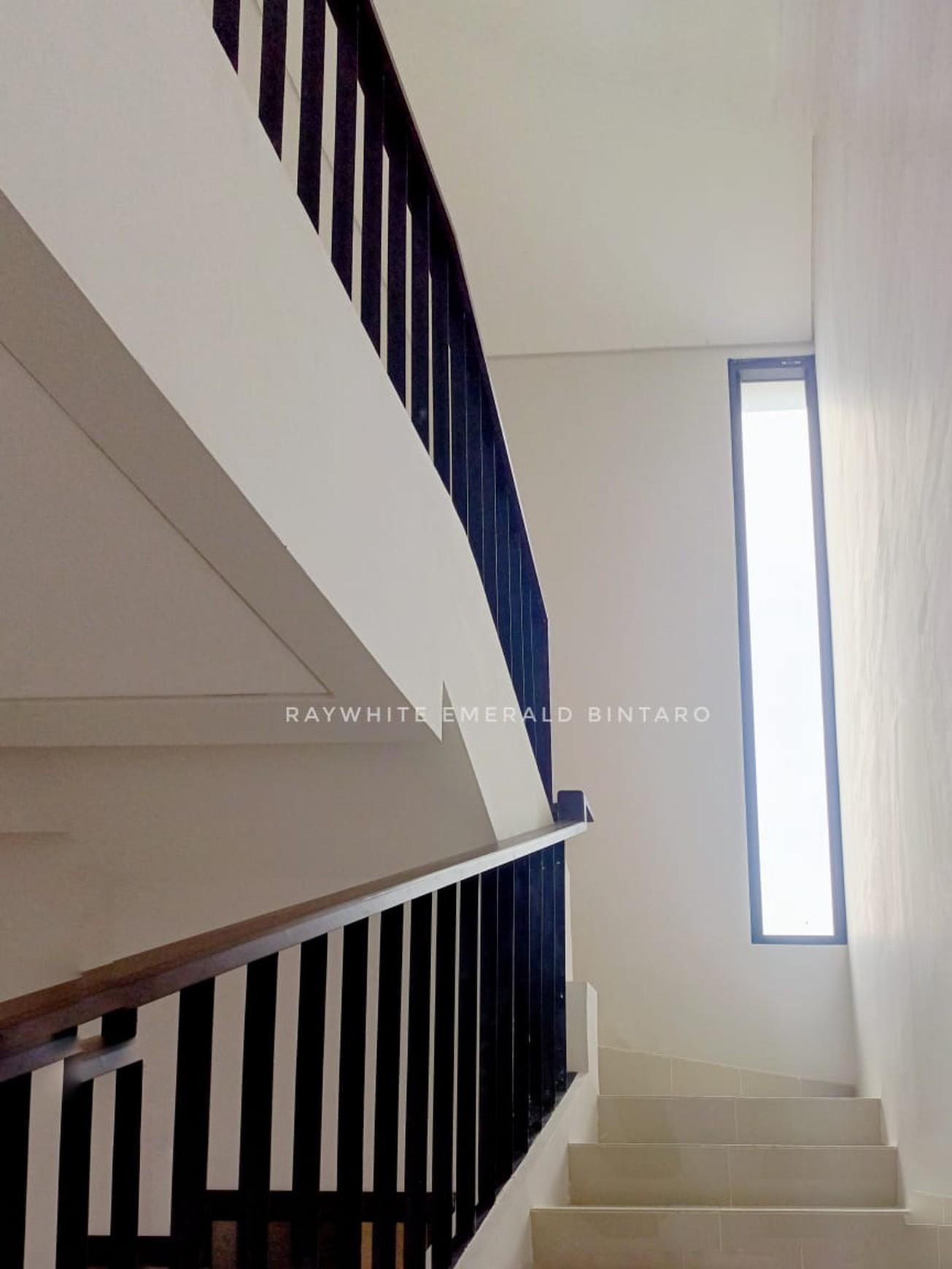 Rumah Bagus Siap Huni Asri di Kebayoran Harmony, Bintaro Jaya, Sektor 7