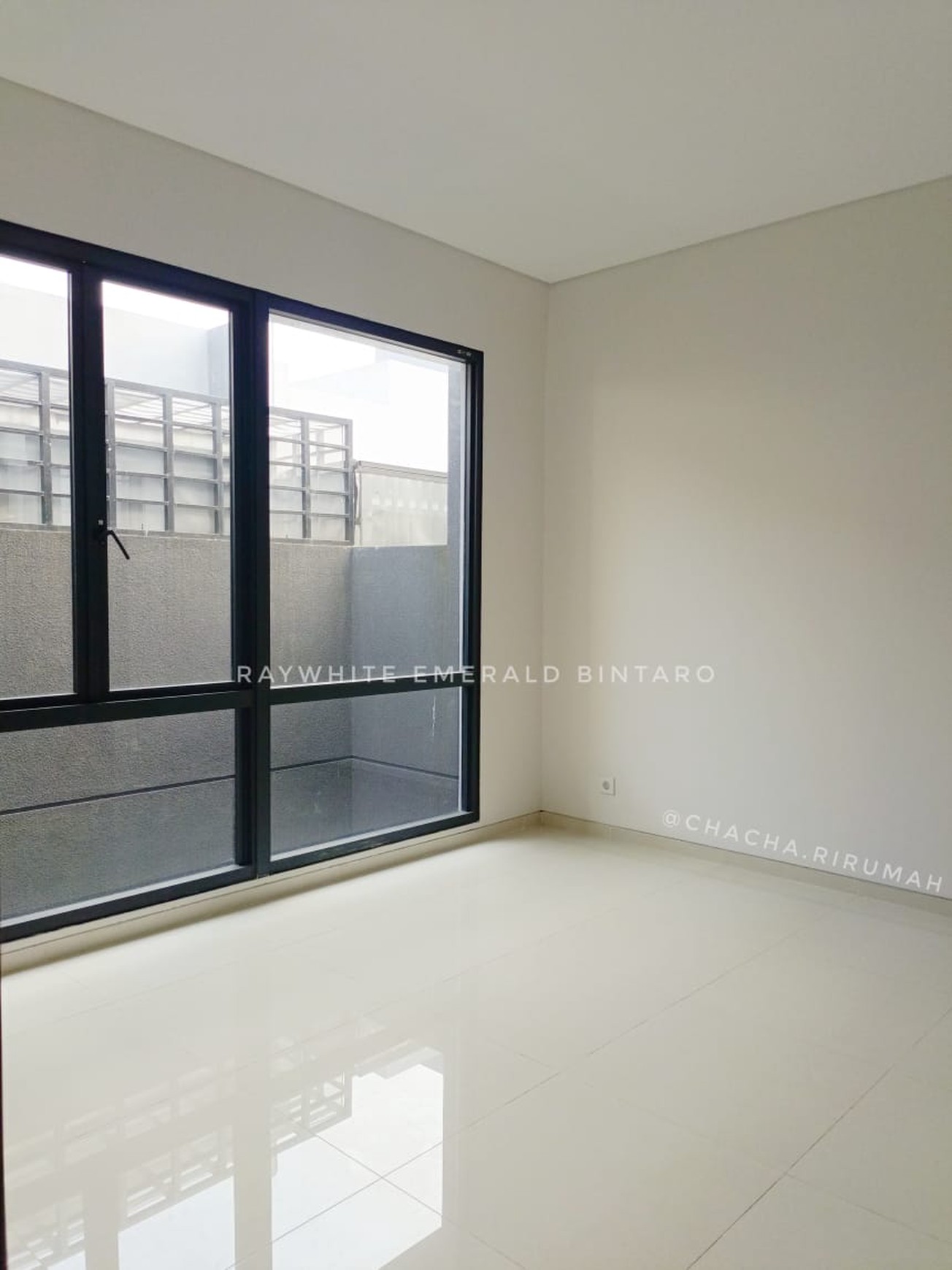Rumah Bagus Siap Huni Asri di Kebayoran Harmony, Bintaro Jaya, Sektor 7