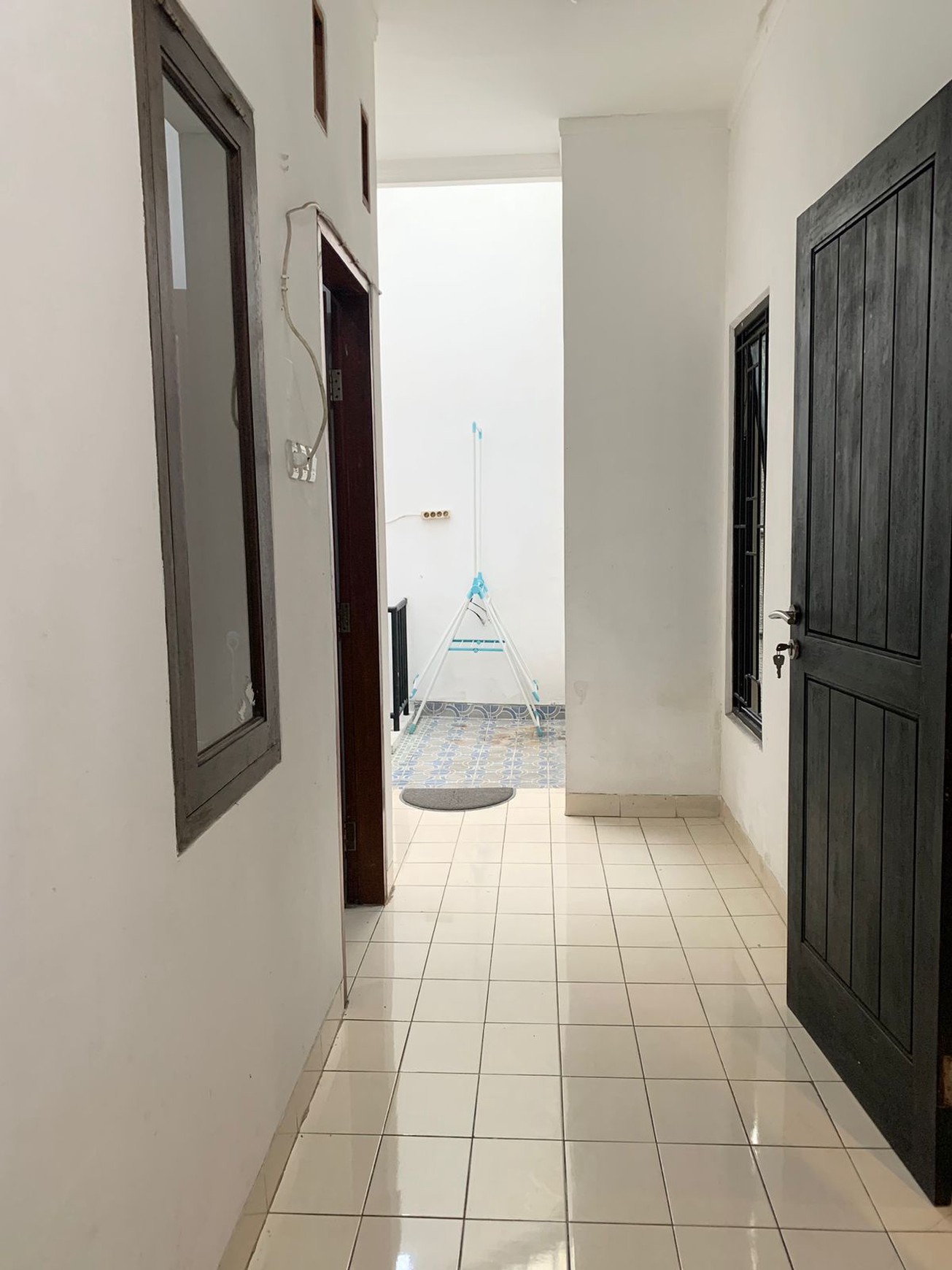 Rumah Bagus Siap Huni Asri di Emerald Terrace, Bintaro Jaya Sektor 9