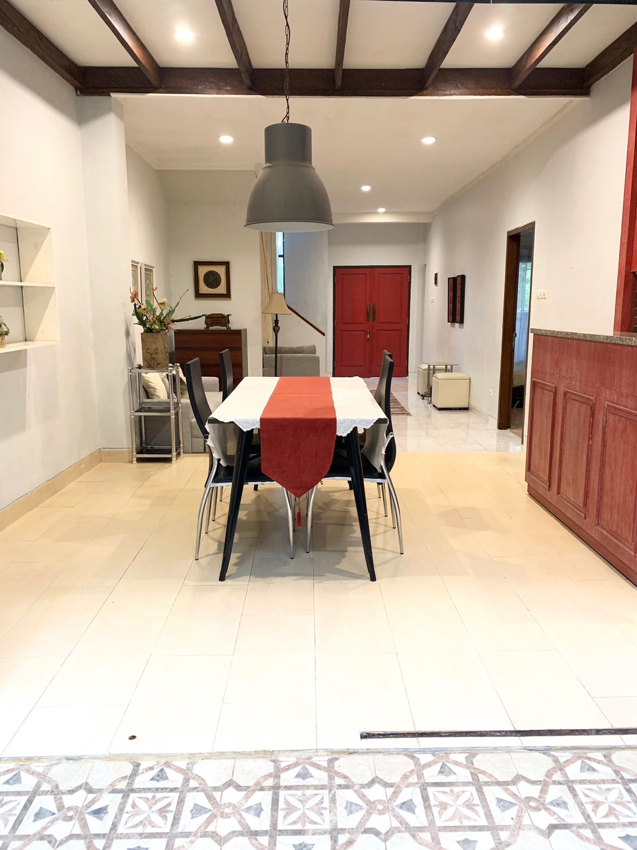 Rumah Bagus Siap Huni Asri di Emerald Terrace, Bintaro Jaya Sektor 9