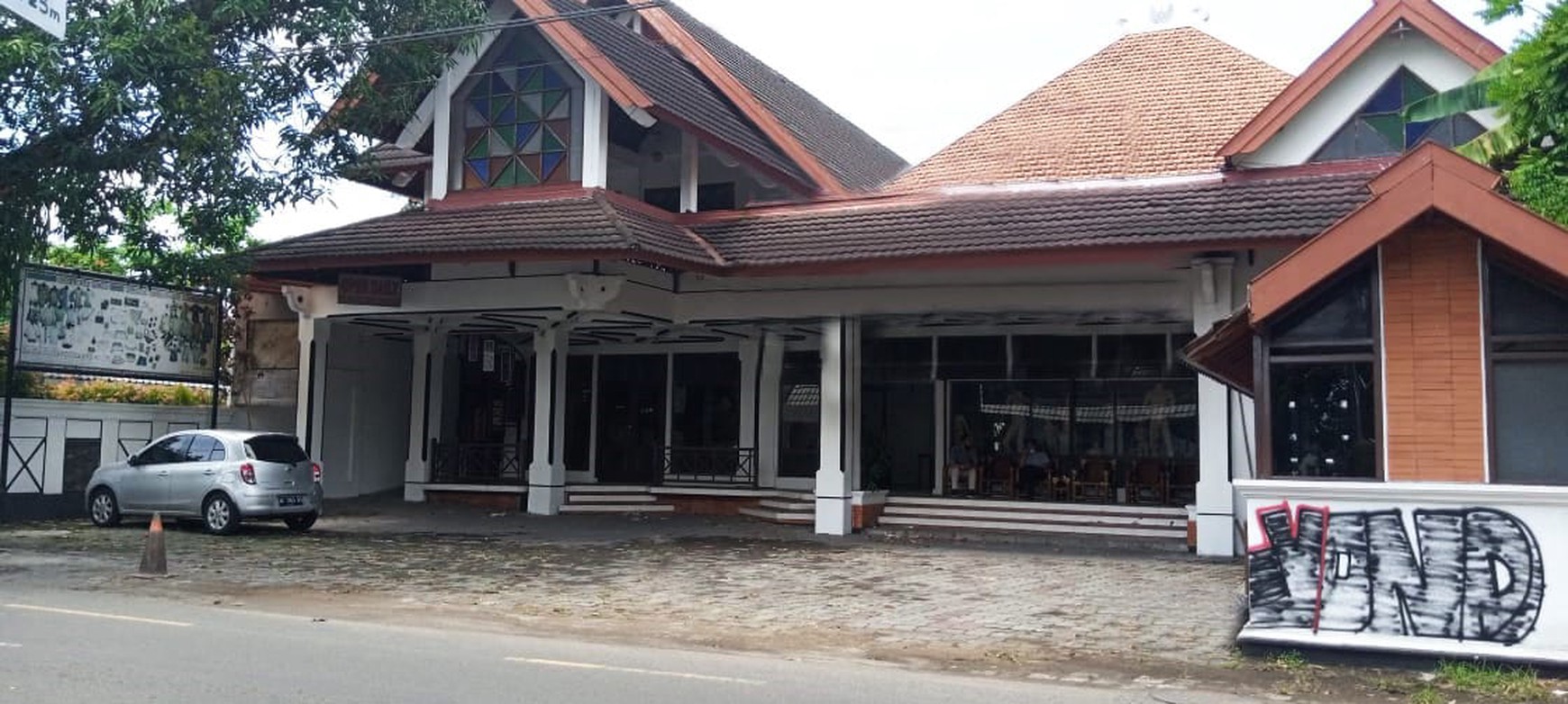 RUANG USAHA STRATEGIS DEKAT PRAWIROTAMAN JOGJAKARTA