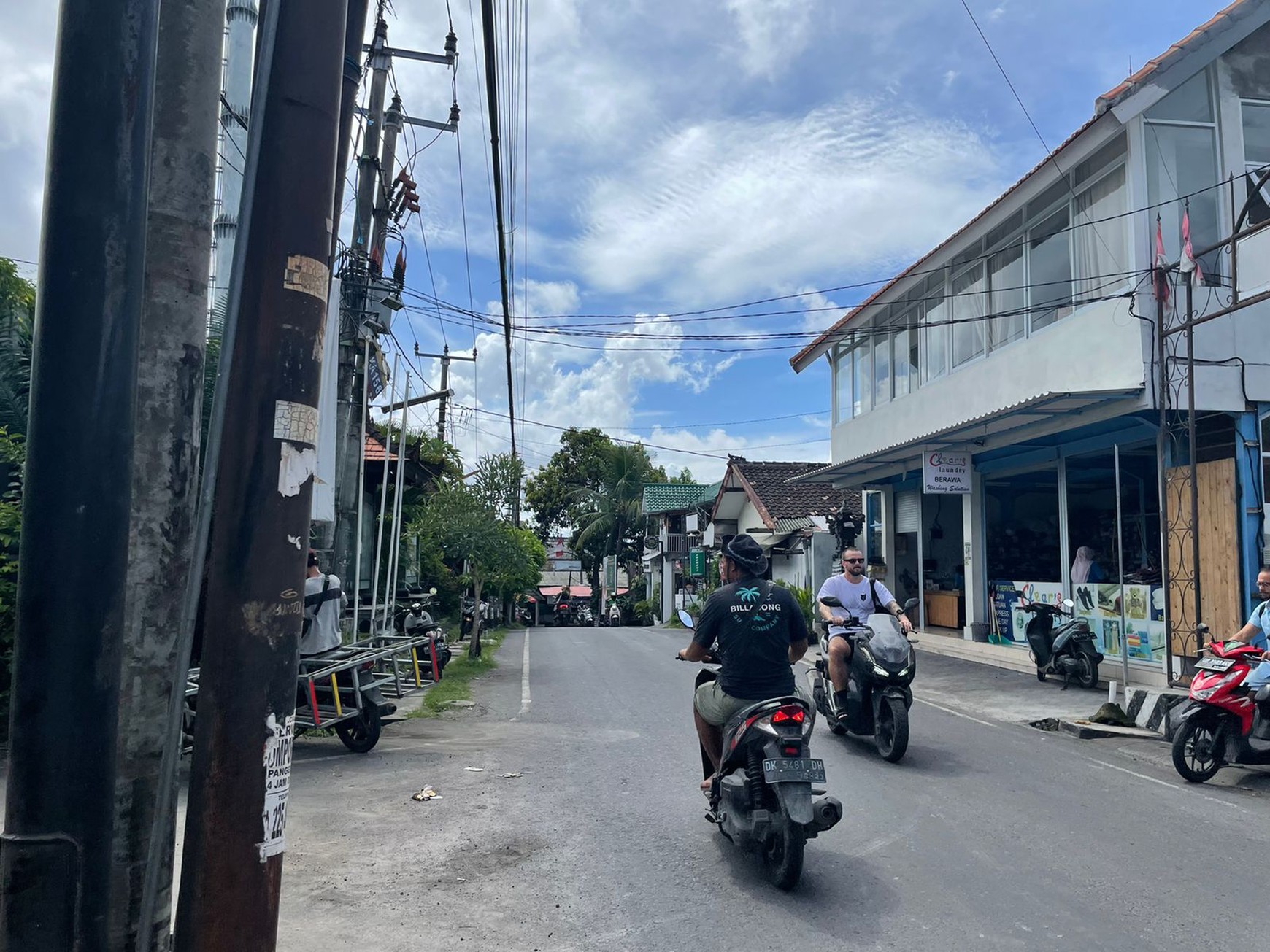The new building of the shop in Semat Raya