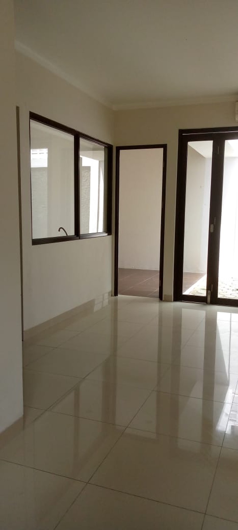 Rumah Siap Huni, Hunian Nyaman dan Asri @Discovery Serenity, Bintaro.