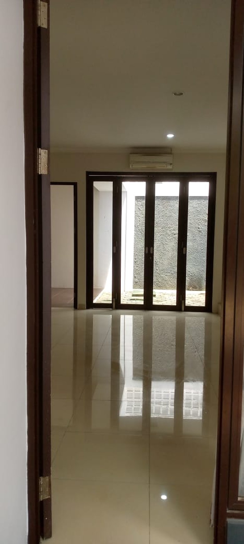 Rumah Siap Huni, Hunian Nyaman dan Asri @Discovery Serenity, Bintaro.