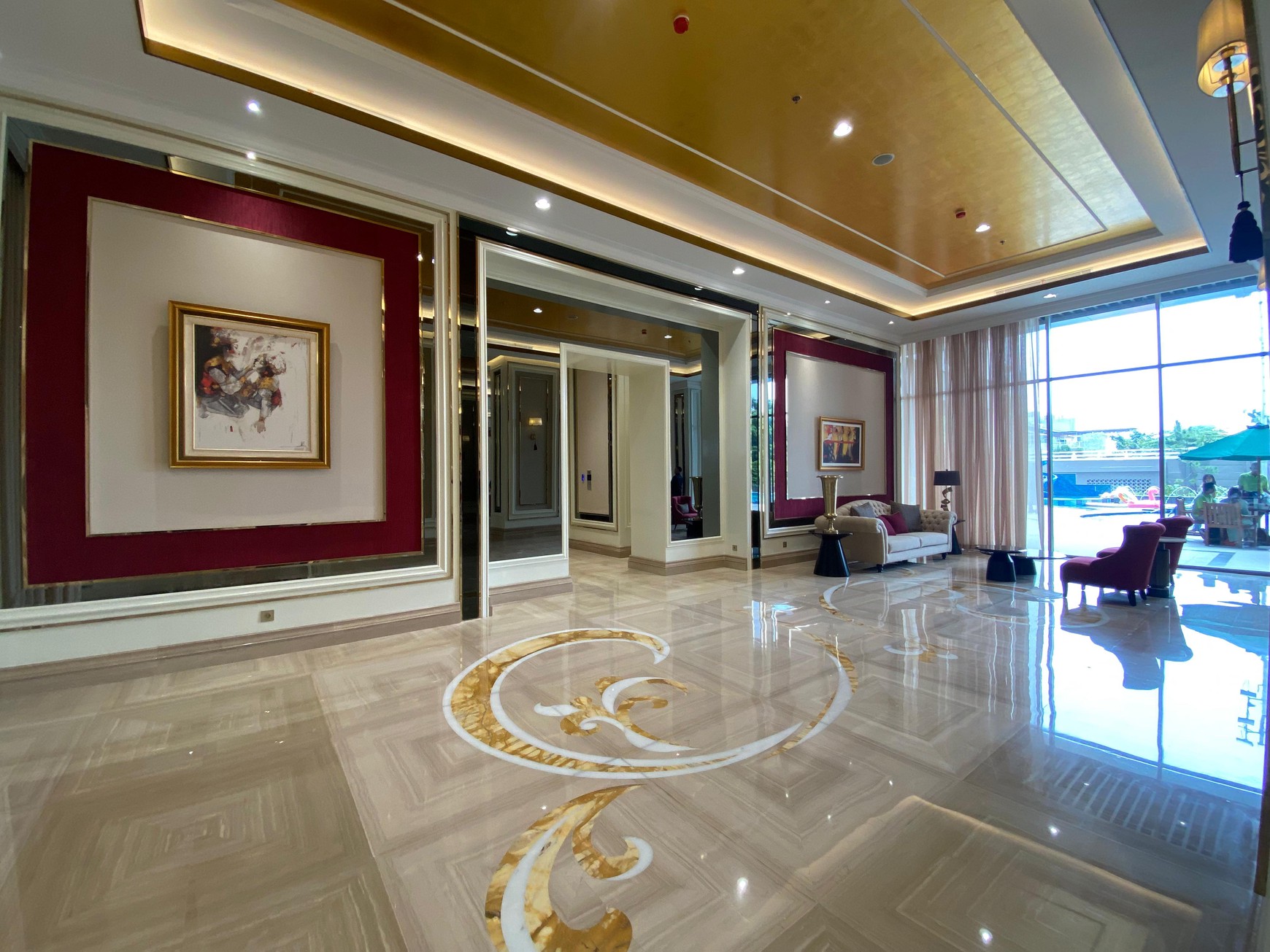 APARTEMEN BARU TRANSPARK SELANGKAH KE MALL TSM CIBUBUR