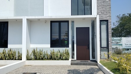 Rumah Modern Boulevard Juanda Dijual 650 juta 