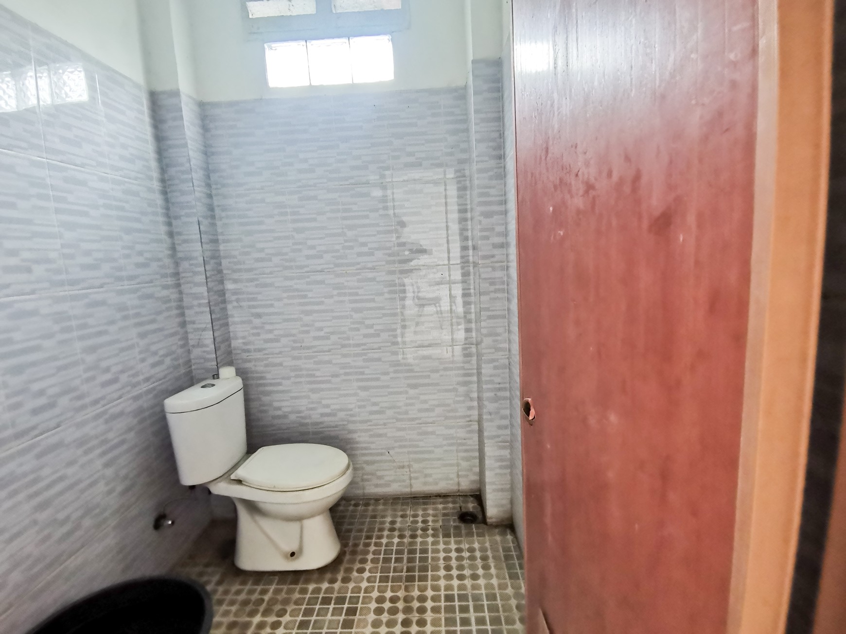 Rumah Tinggal di Jatiwarna, Kampung Sawah dekat segitiga emas toleransi Masjid Agung Al Jauhar Yasfi, Gereja Katolik Santo Servatius dan Gereja Kristen Pasundan