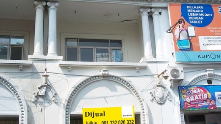 Ruko di Wisata Bukit Mas II Surabaya Barat, 2 Lantai, Lokasi Strategis, Siap Pakai - JK -