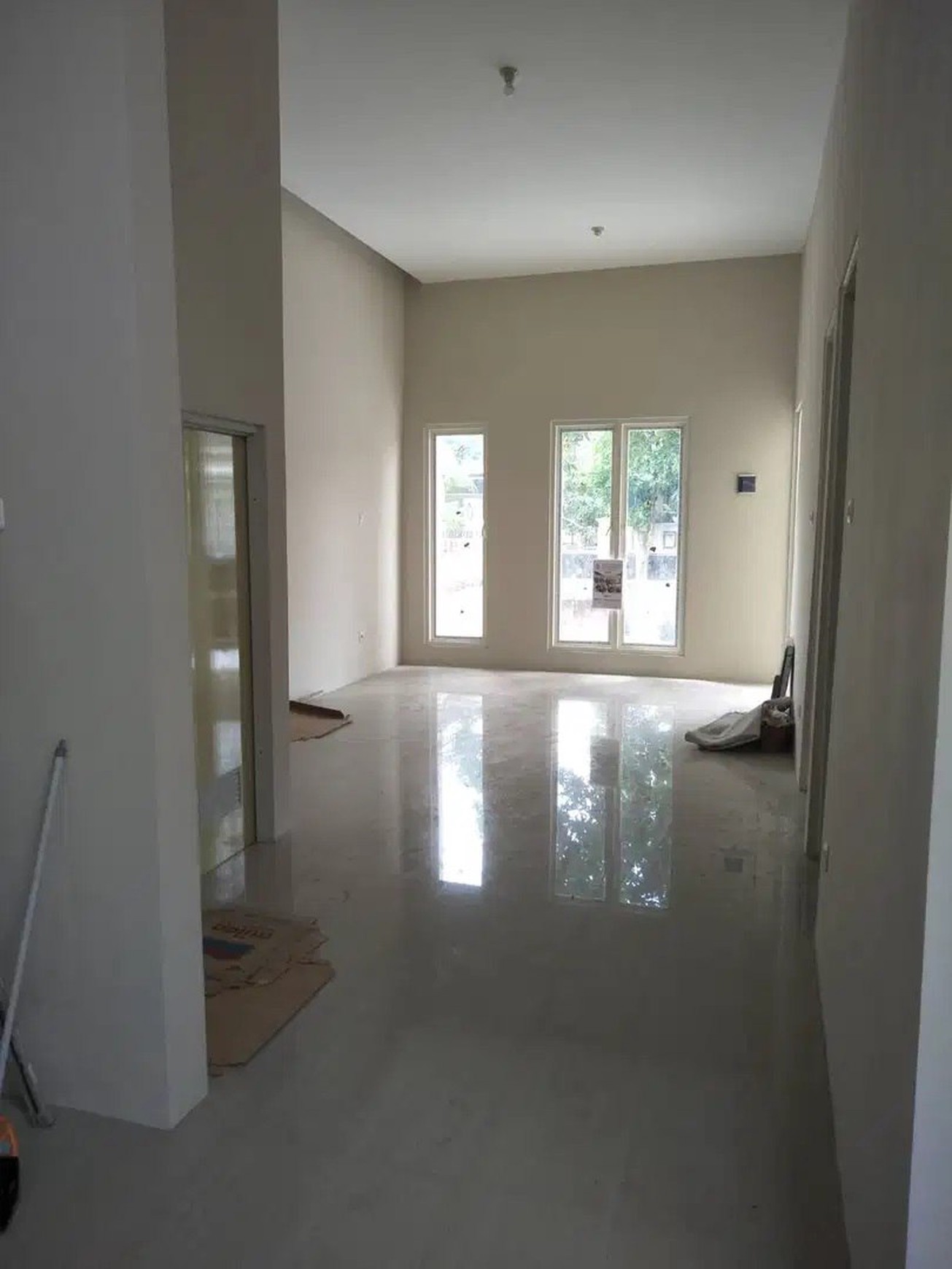 DIJUAL RUMAH PURI SAFIRA MENGANTI GRESIK SIAP HUNI