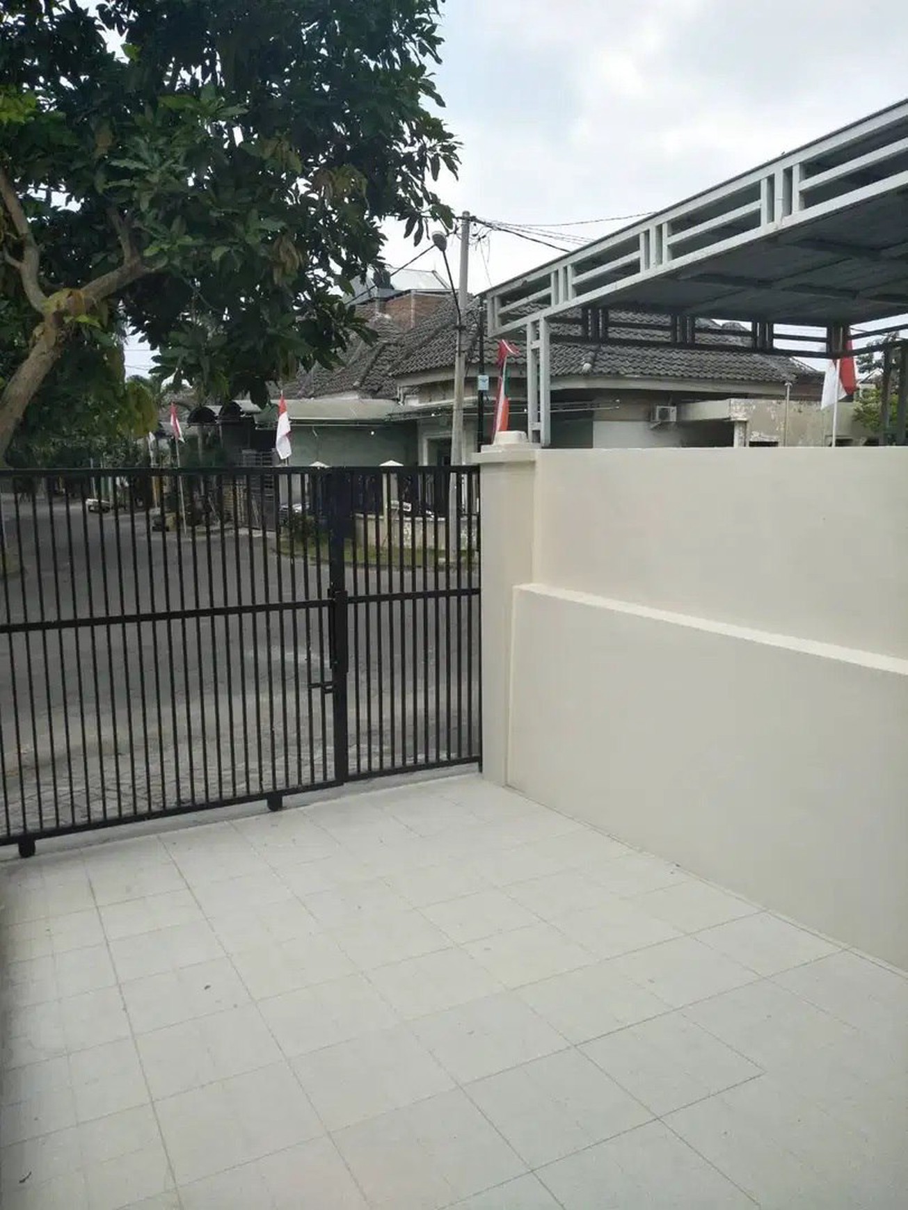 DIJUAL RUMAH PURI SAFIRA MENGANTI GRESIK SIAP HUNI