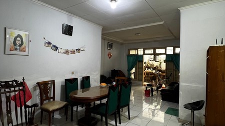 Dijual Rumah Tua Nyaman Siap Huni Duta Garden