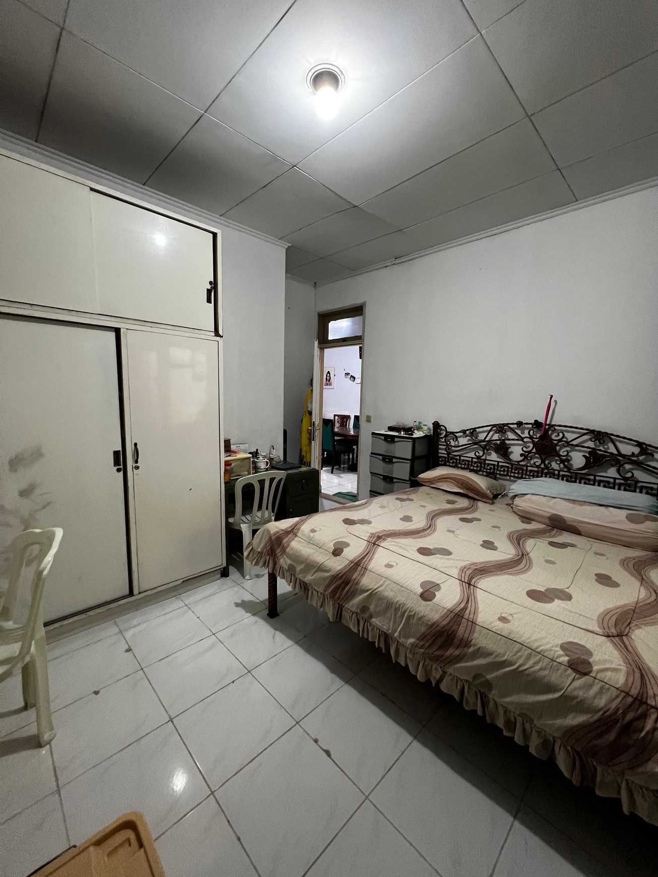 Dijual Rumah Tua Nyaman Siap Huni Duta Garden