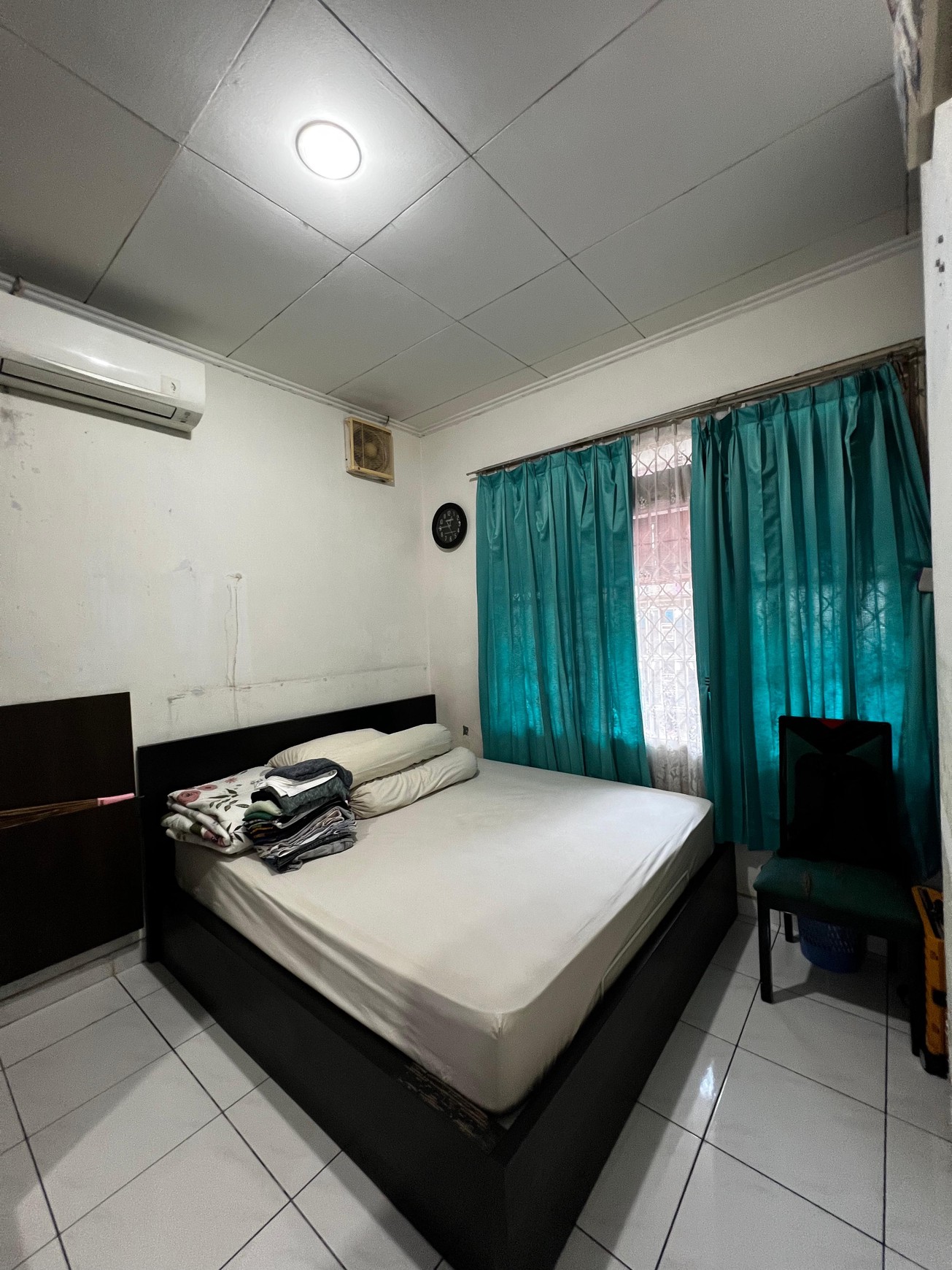 Dijual Rumah Tua Nyaman Siap Huni Duta Garden