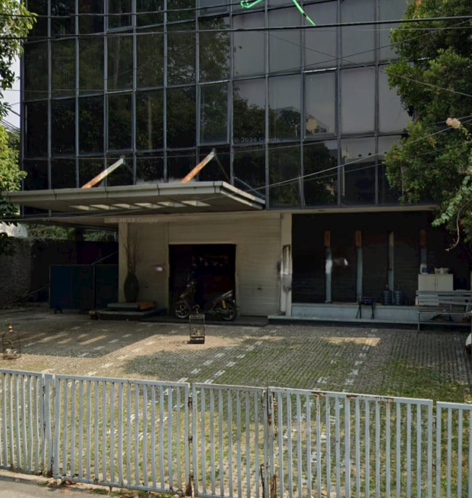 Dijual Gedung di Tanah Abang
