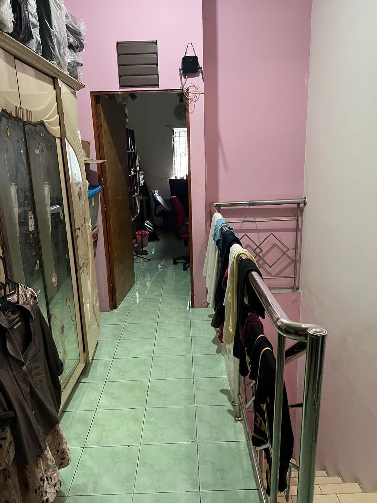 Rumah 3 Lantai di Tambora Jakarta Barat